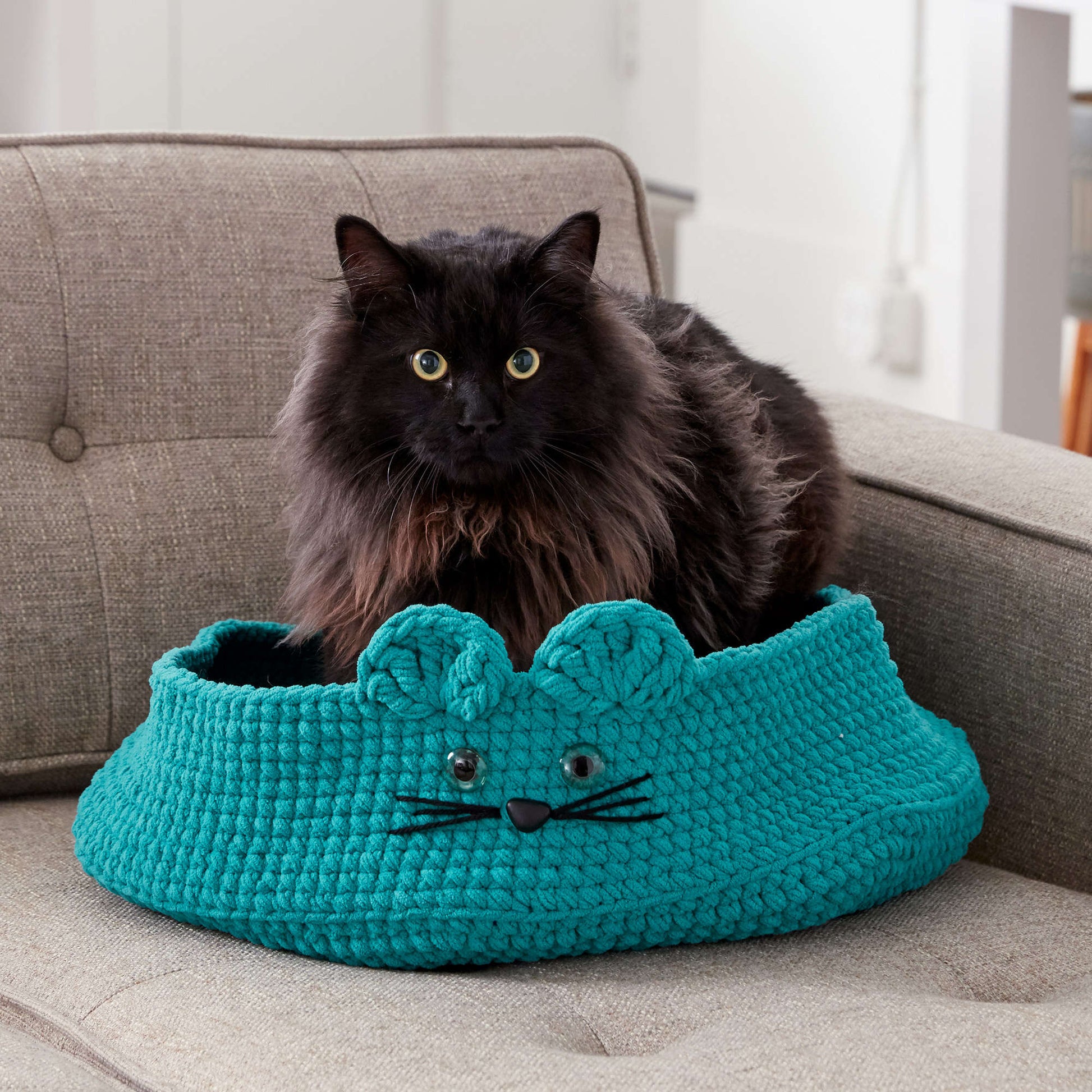 Free Bernat Kitten Ears Crochet Pet Bed Pattern