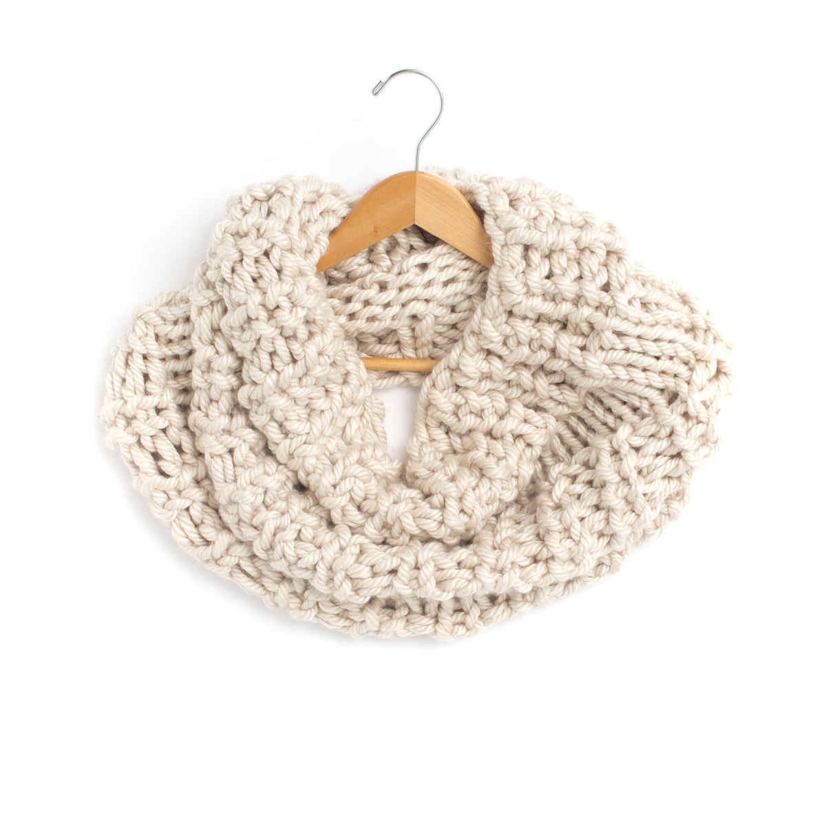 Knit Cowl made in Bernat Mega Bulky yarn