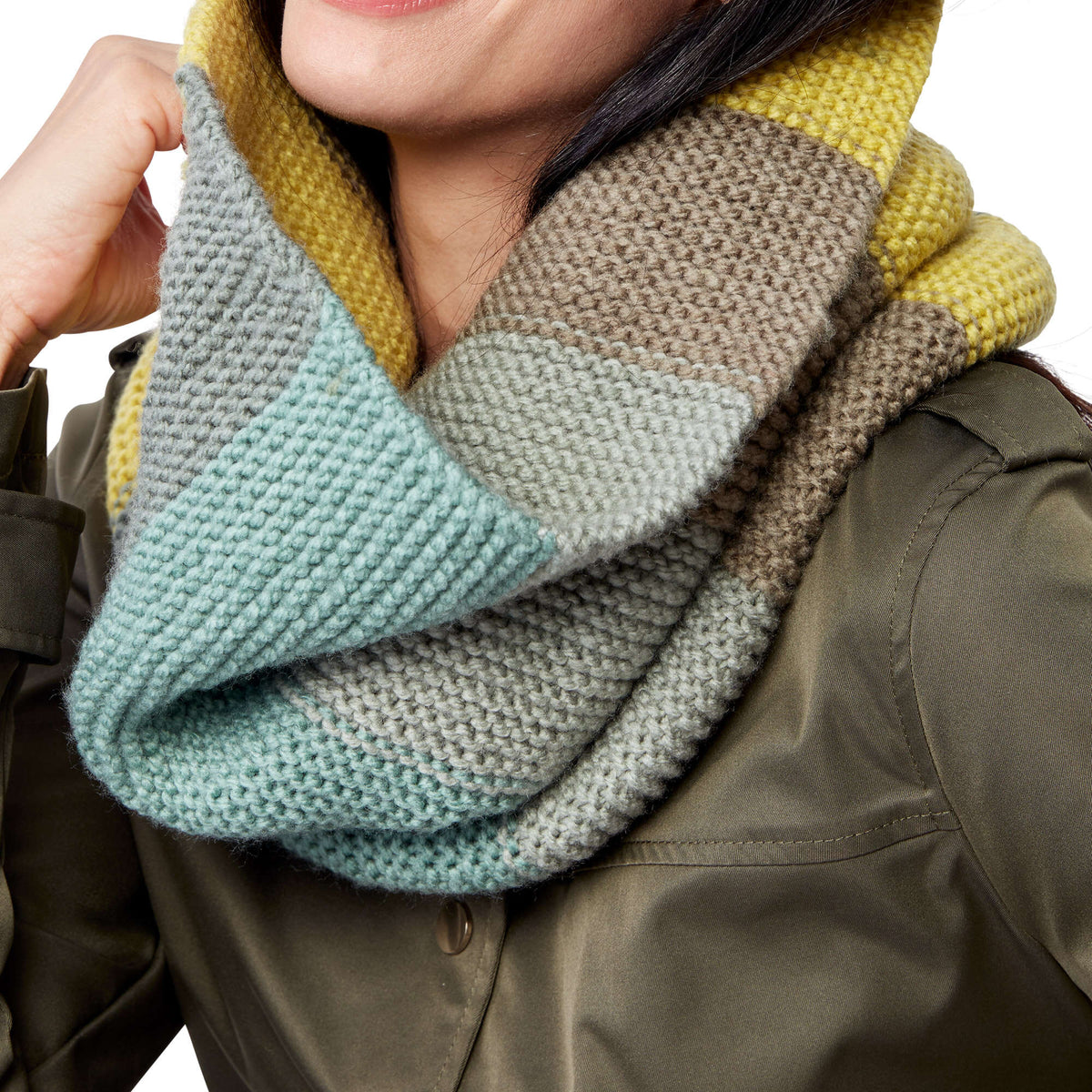 Knit Cowl made in Bernat Pop! yarn