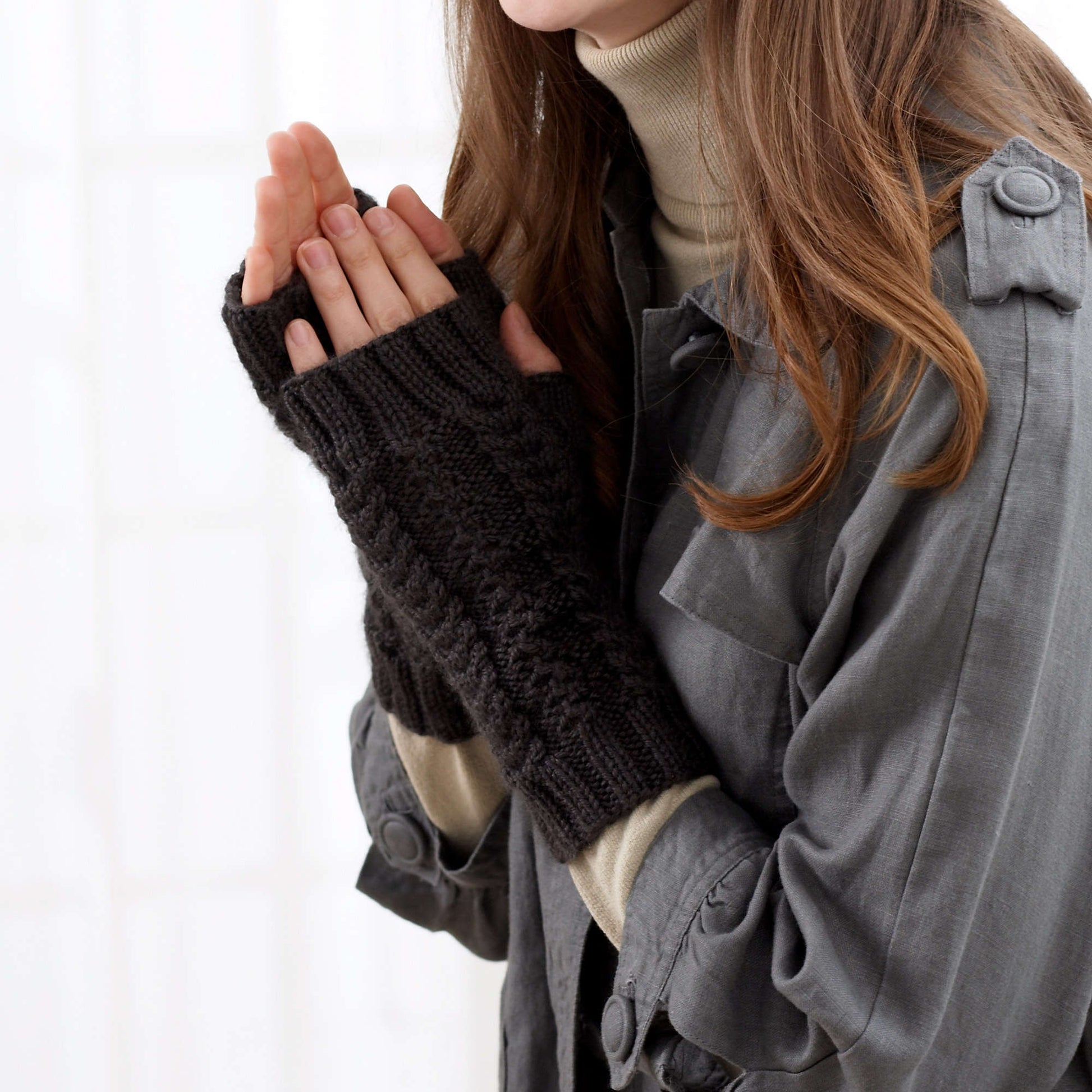 Bernat Fingerless Gloves Knit Mitten made in Bernat Satin yarn