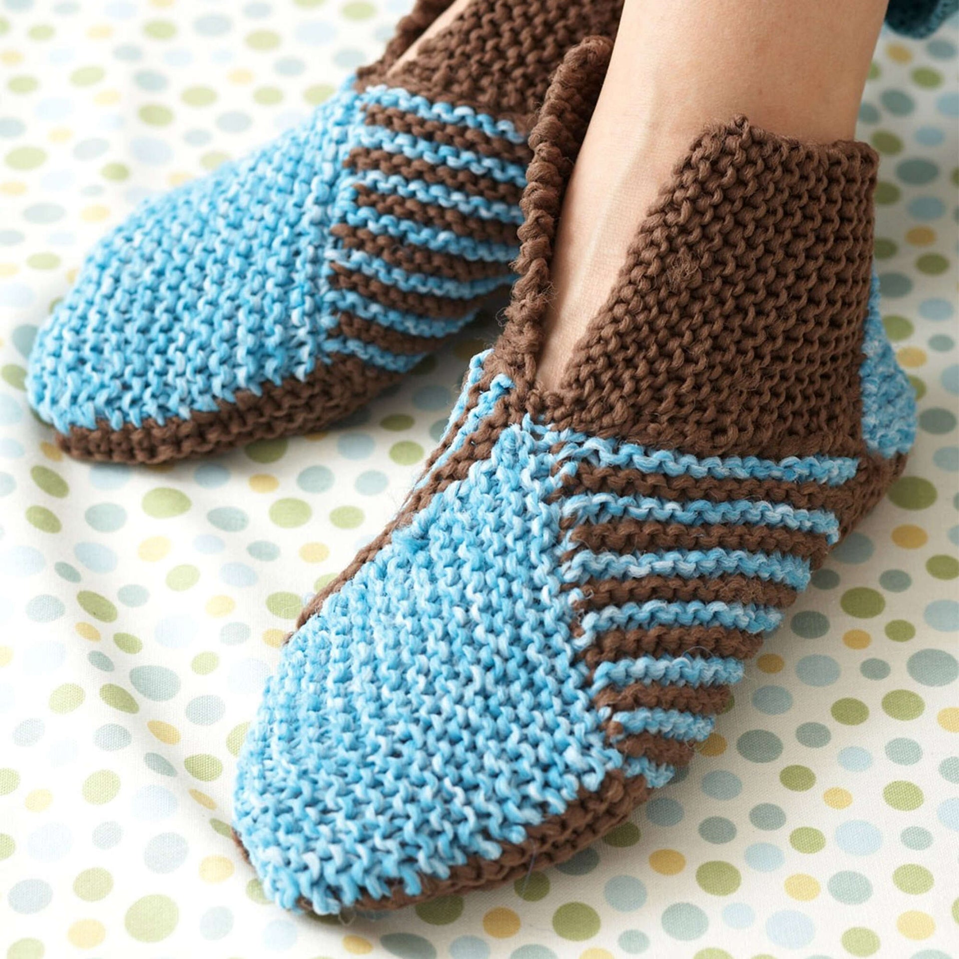 Free Beginner Phentex Origami Slippers Knitting Pattern