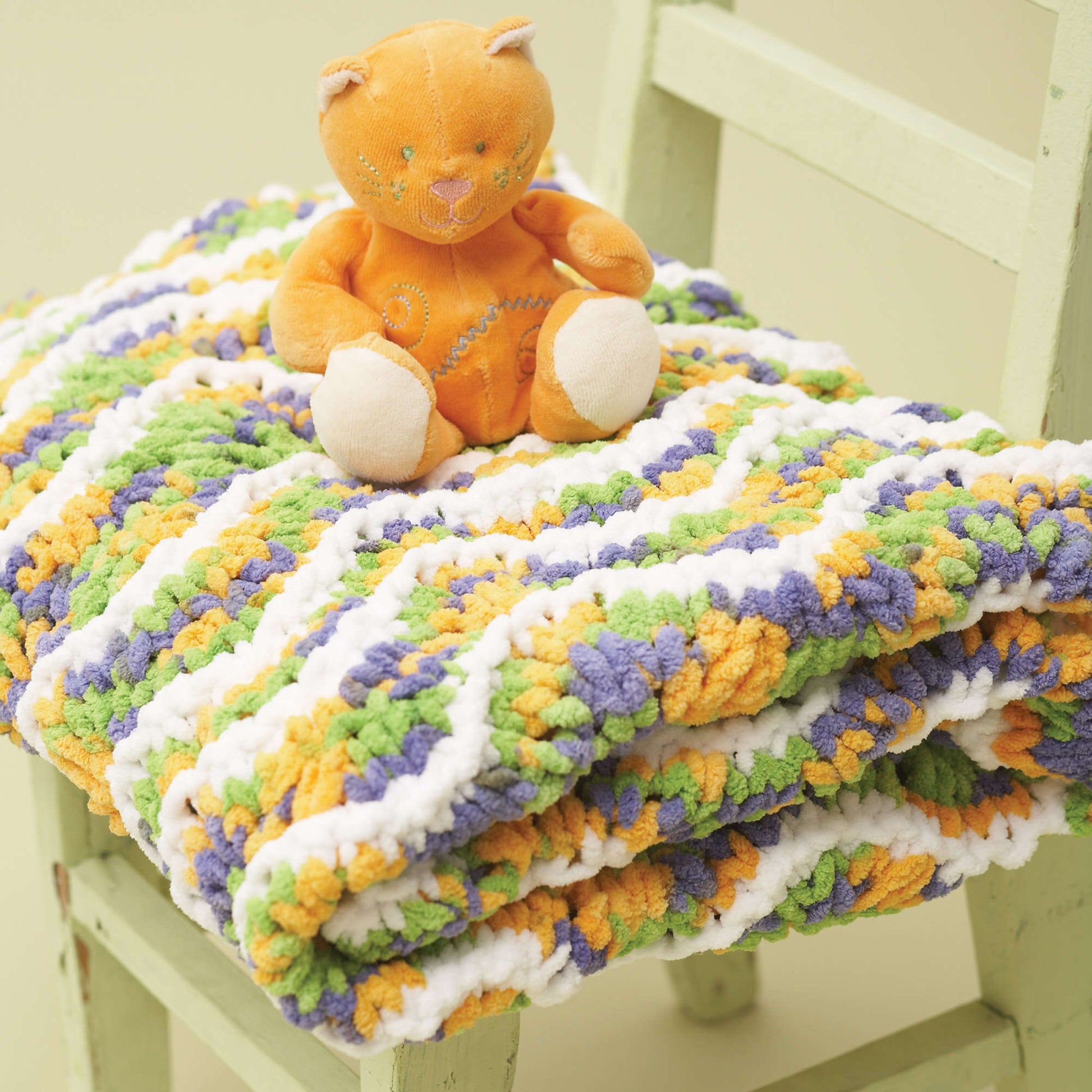 Bernat Ripple Knit Baby Blanket Knit Blanket made in Bernat Baby Blanket yarn