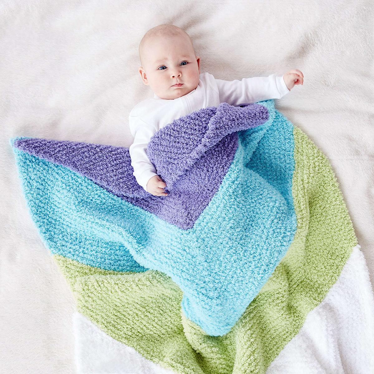 Knit Blanket made in Bernat Pipsqueak yarn