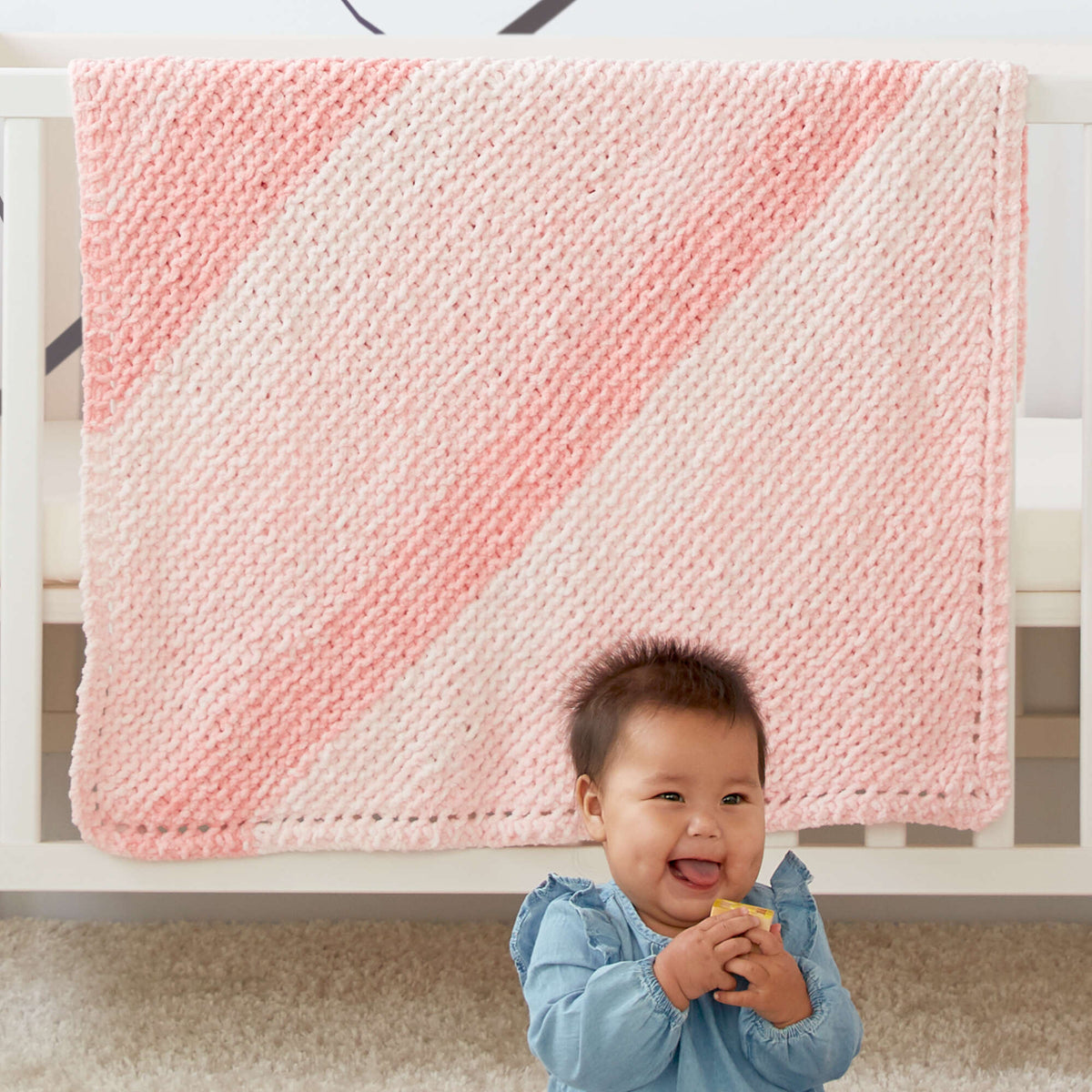 Knit Blanket made in Bernat Baby Blanket yarn