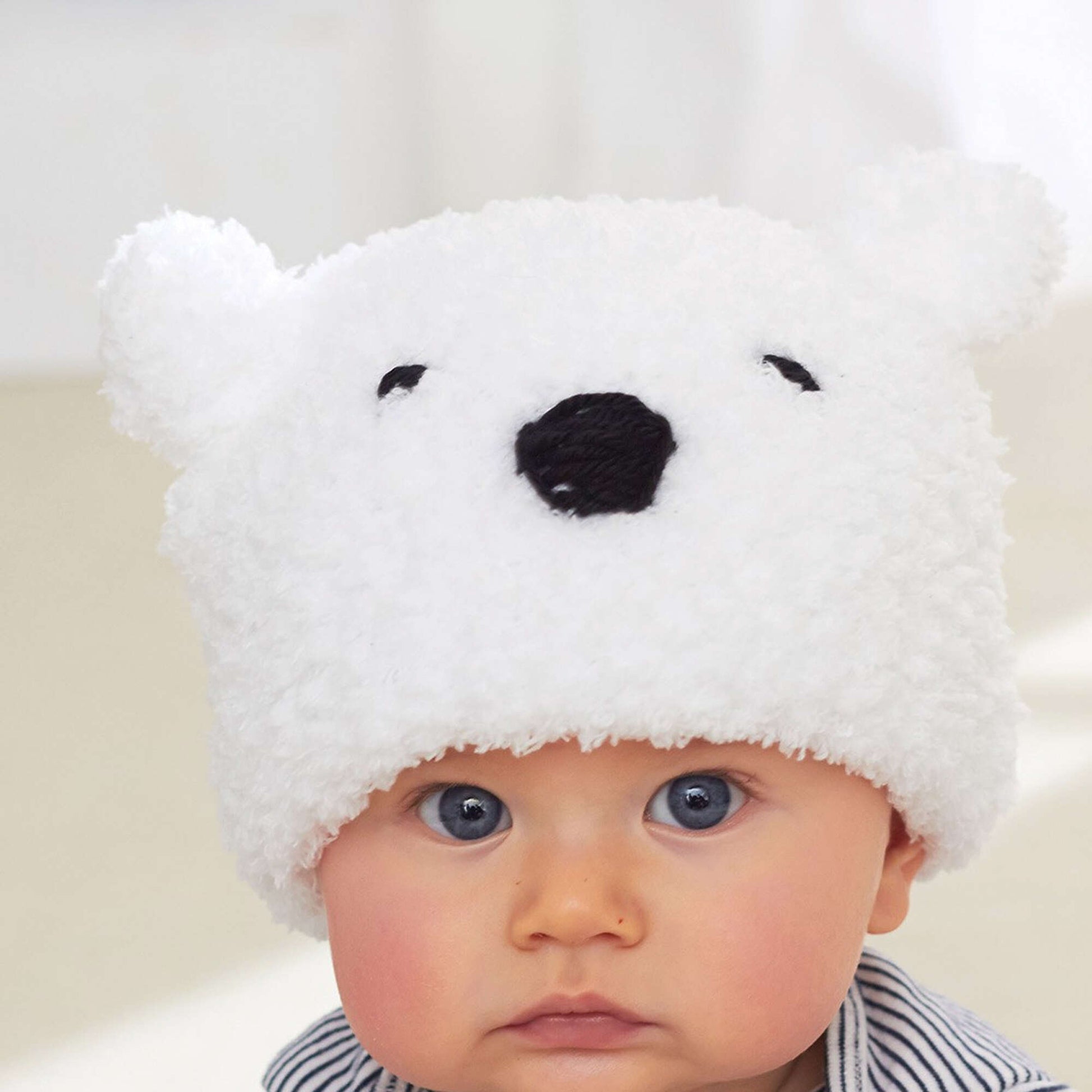 Free Bernat Knit Li'l Polar Bear Hat Pattern