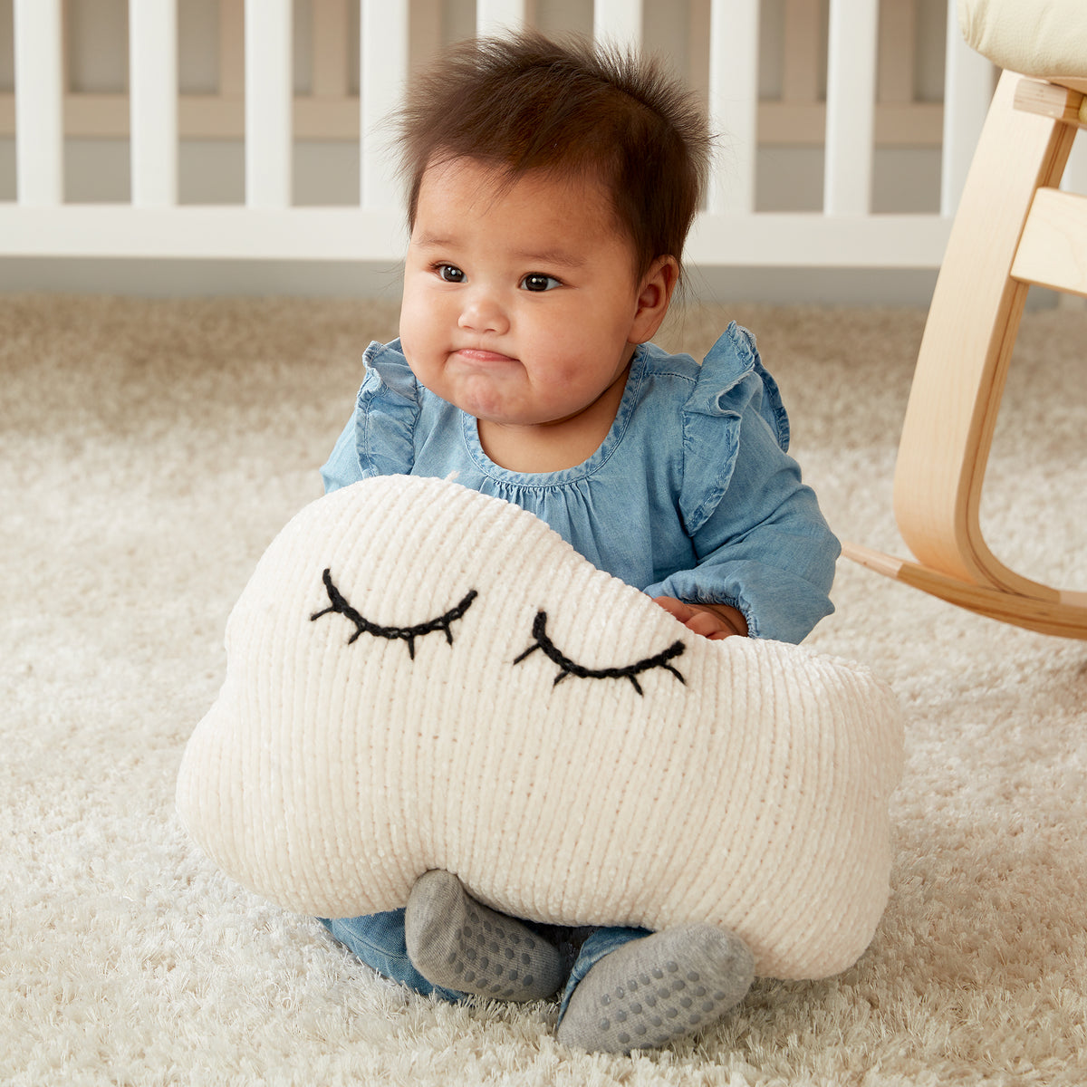 Knit Pillow made in Bernat Baby Velvet yarn