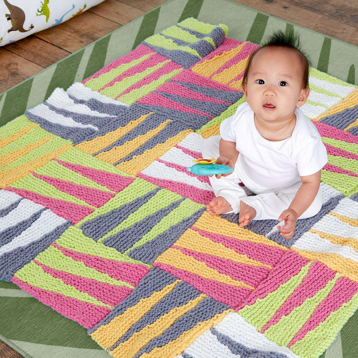 Knit Blanket made in Bernat Forever Fleece Finer yarn