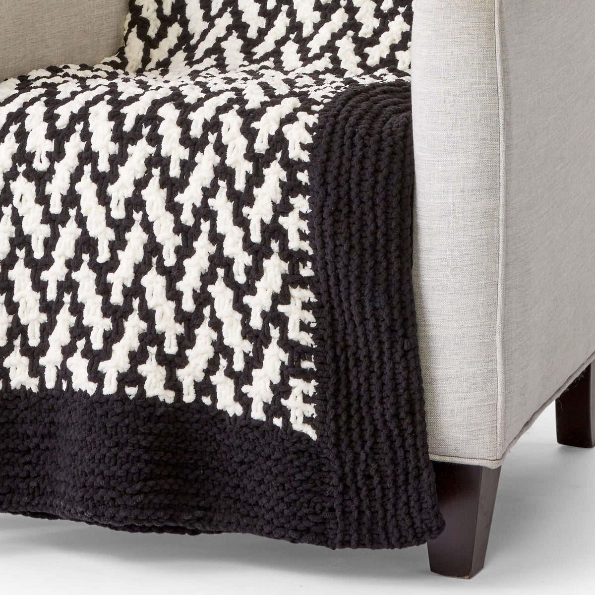 Knit Blanket made in Bernat Blanket yarn