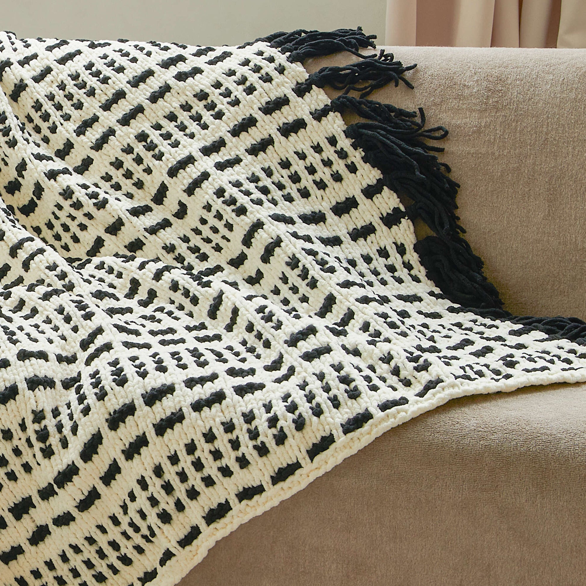 Free Bernat Woven Stripes Knit Blanket Pattern