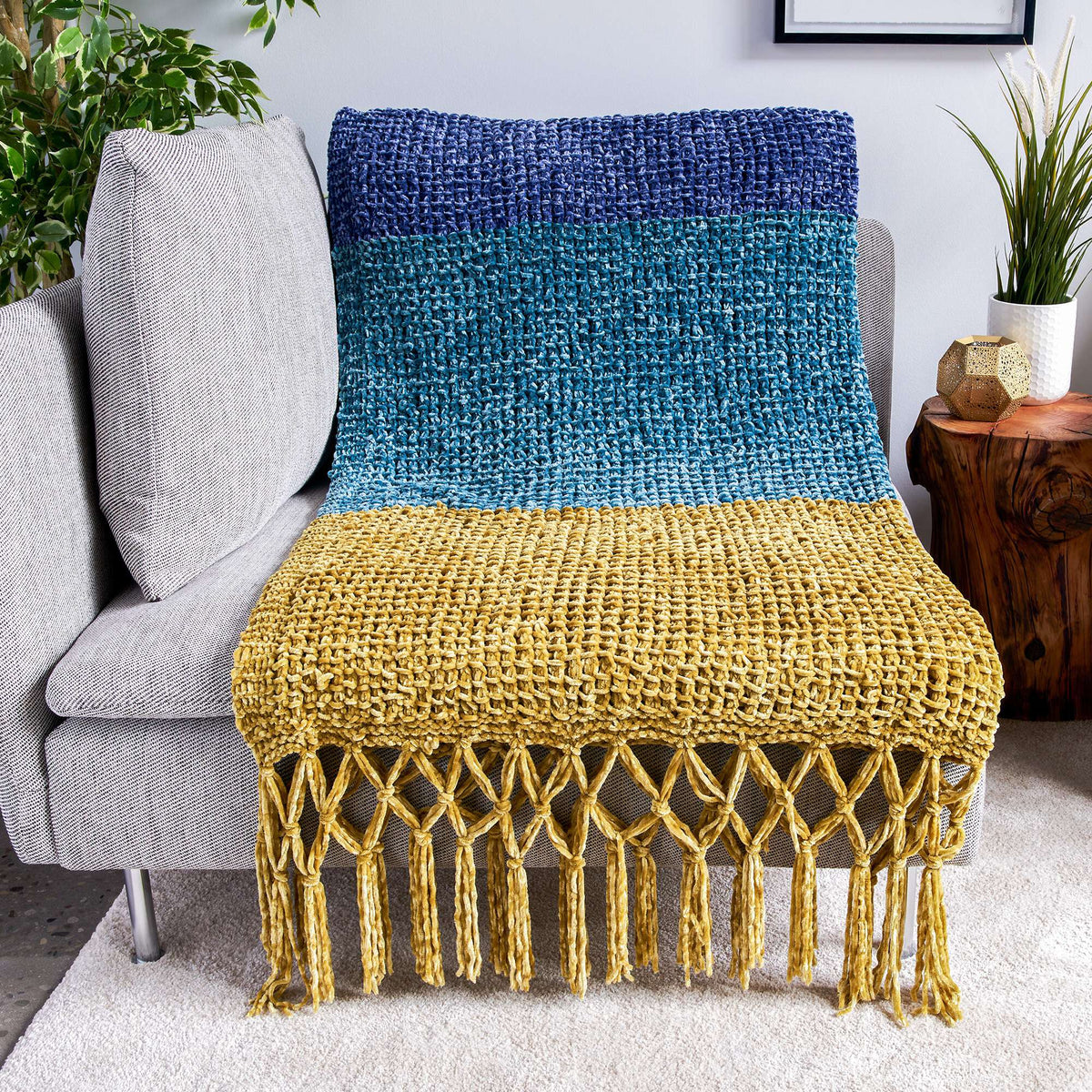 Knit Blanket made in Bernat Velvet yarn