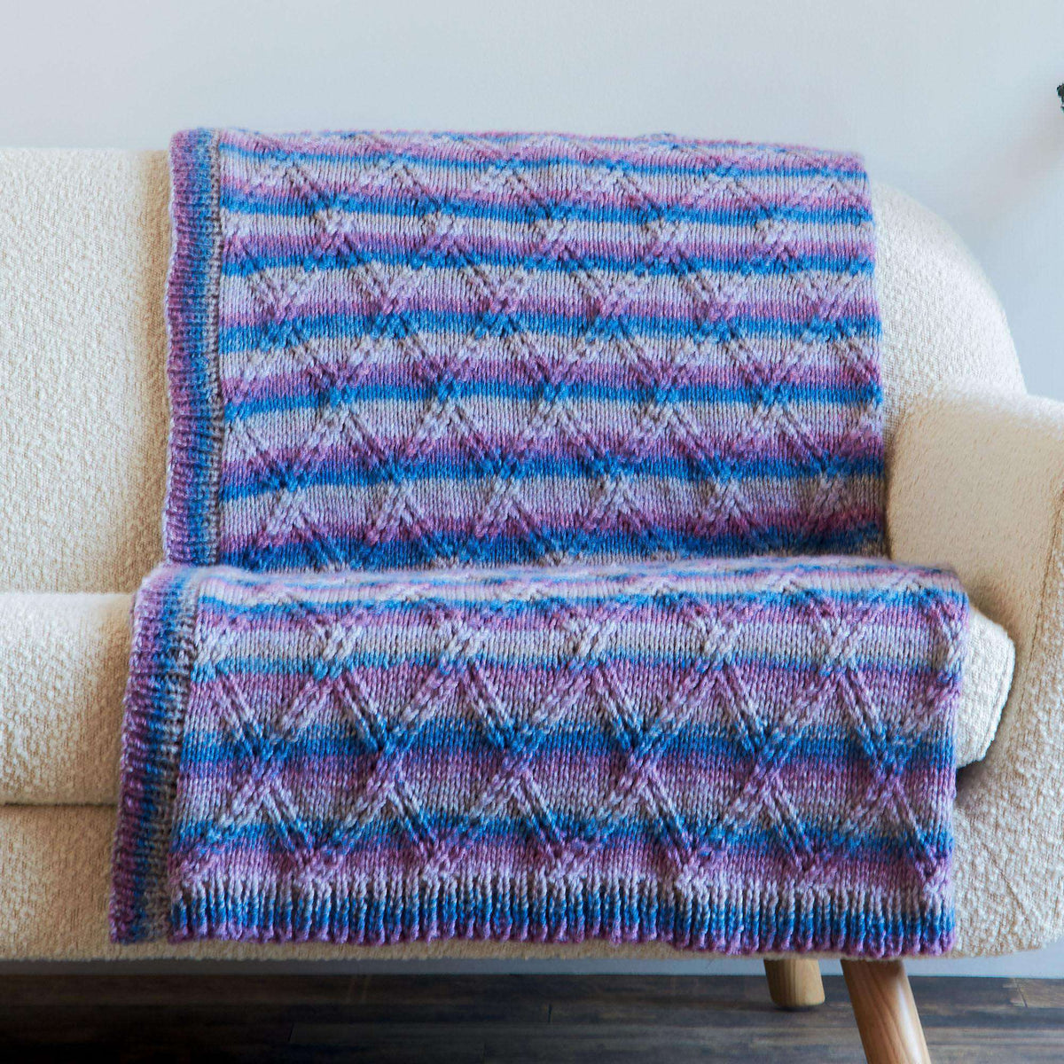 Knit Blanket made in Bernat Wavelength yarn