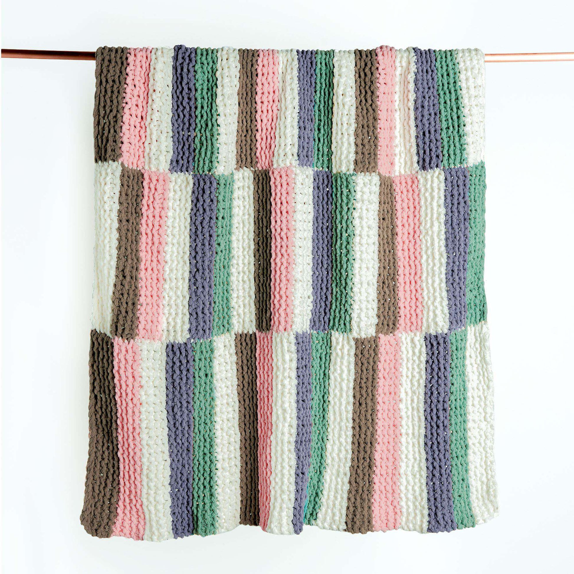Free Bernat Rockabye Stripes Knit Baby Blanket Pattern