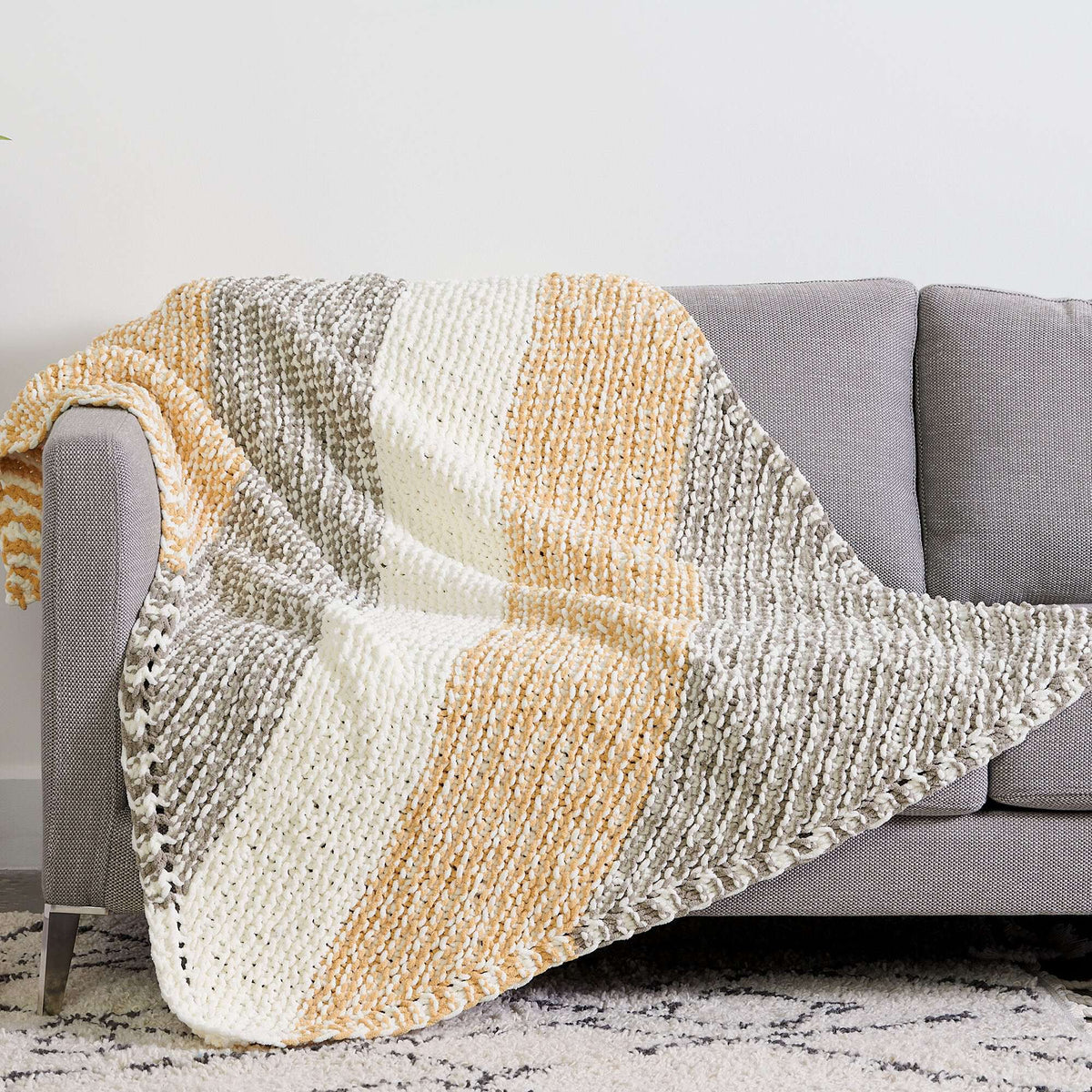 Knit Blanket made in Bernat Blanket O'Go yarn