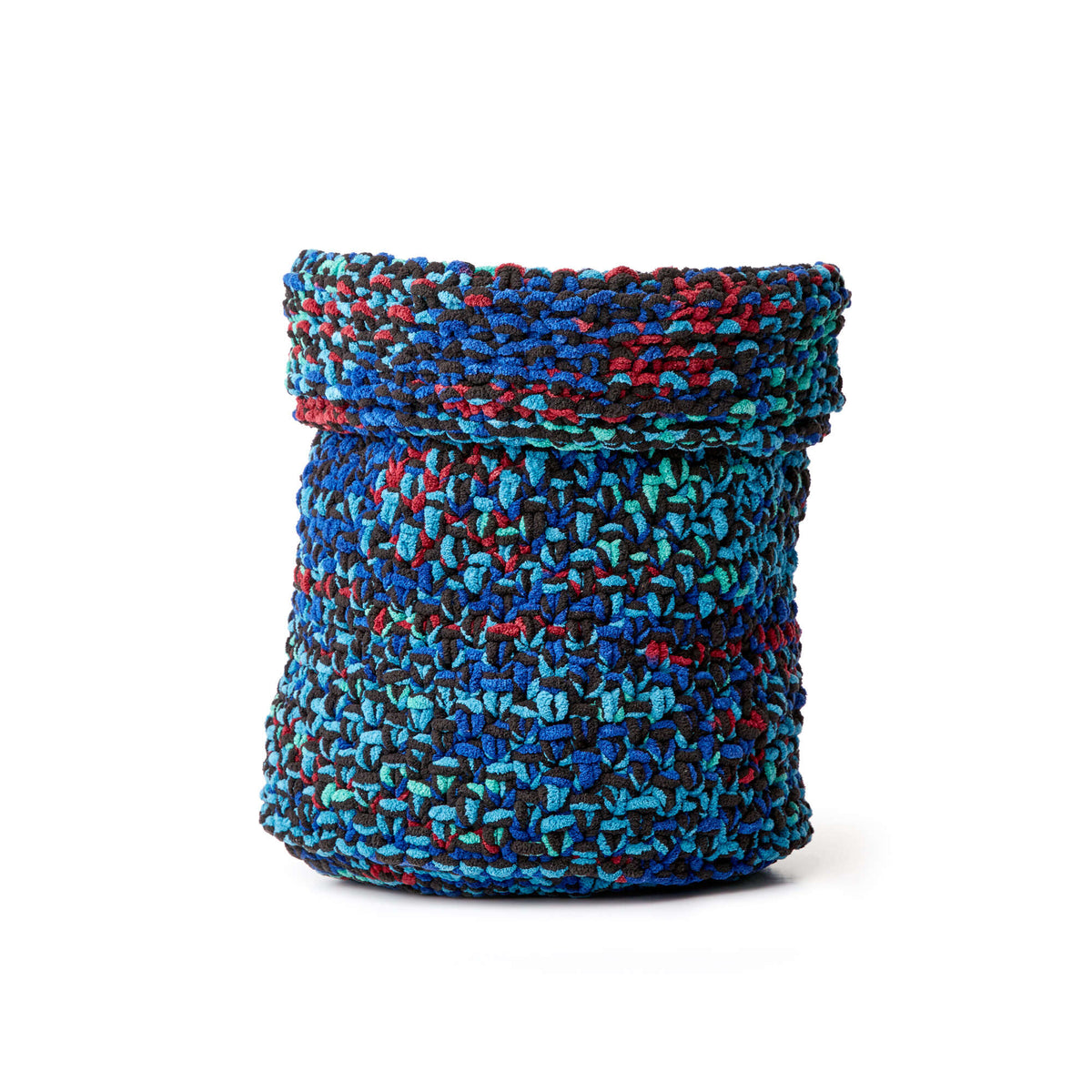 Knit Basket made in Bernat Blanket yarn