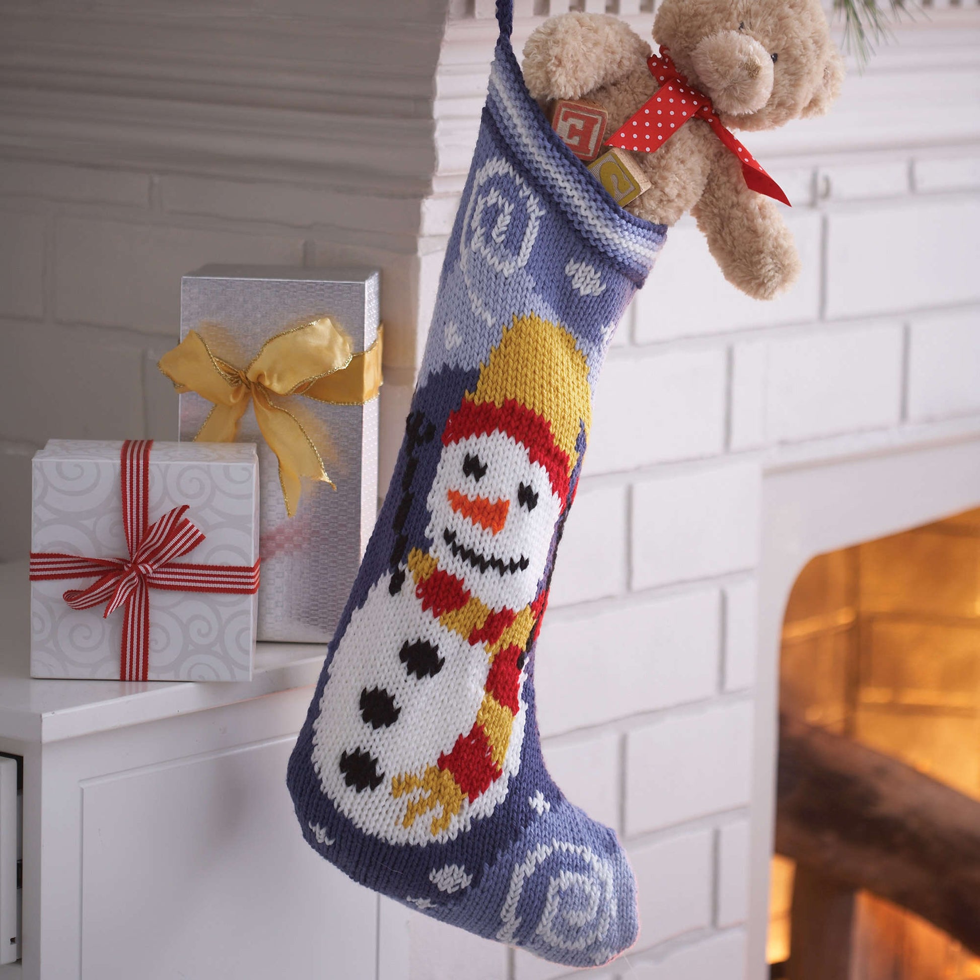 Bernat Snowman Stocking Knit Holiday made in Bernat Super Value yarn