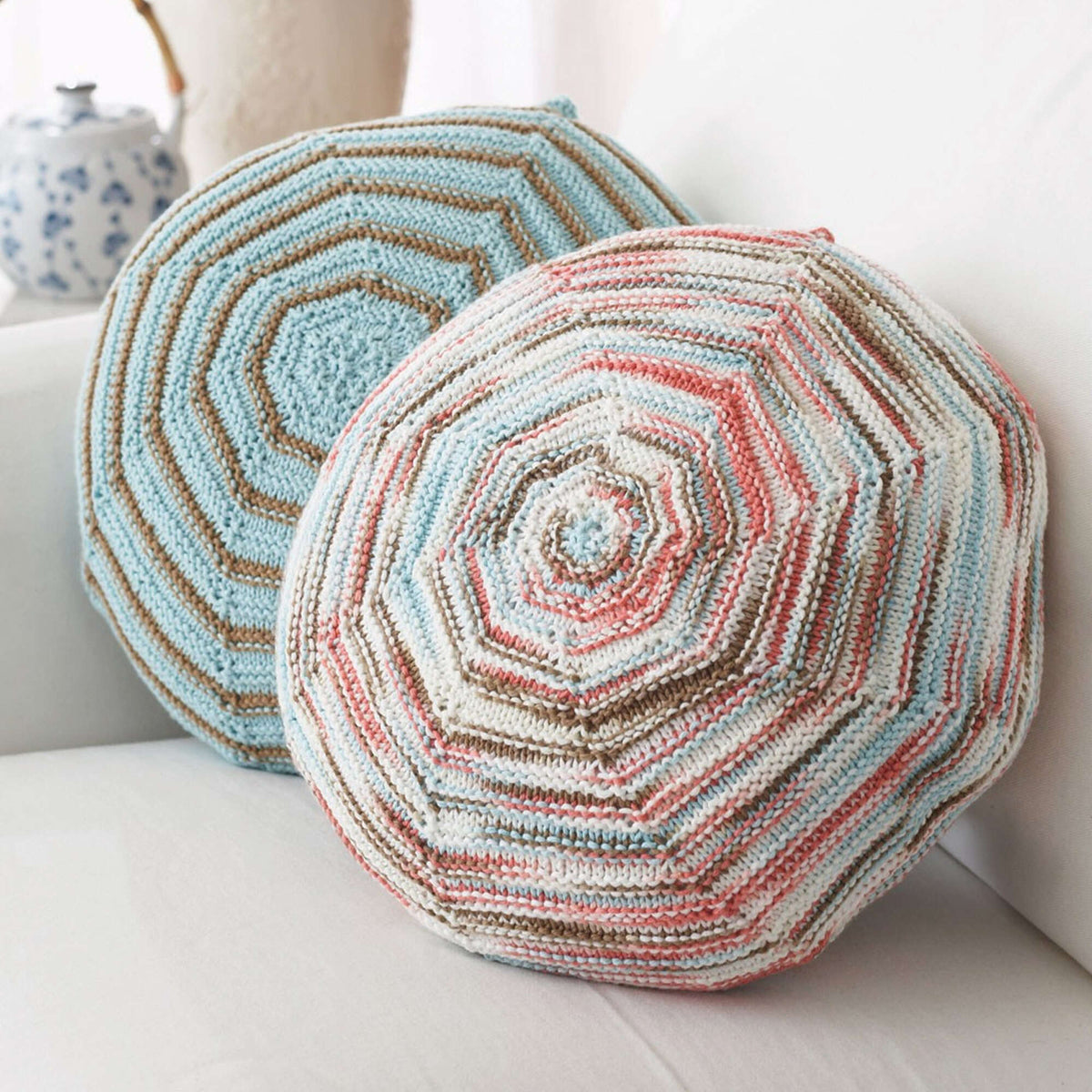 Knit Pillow made in Bernat Handicrafter Cotton yarn