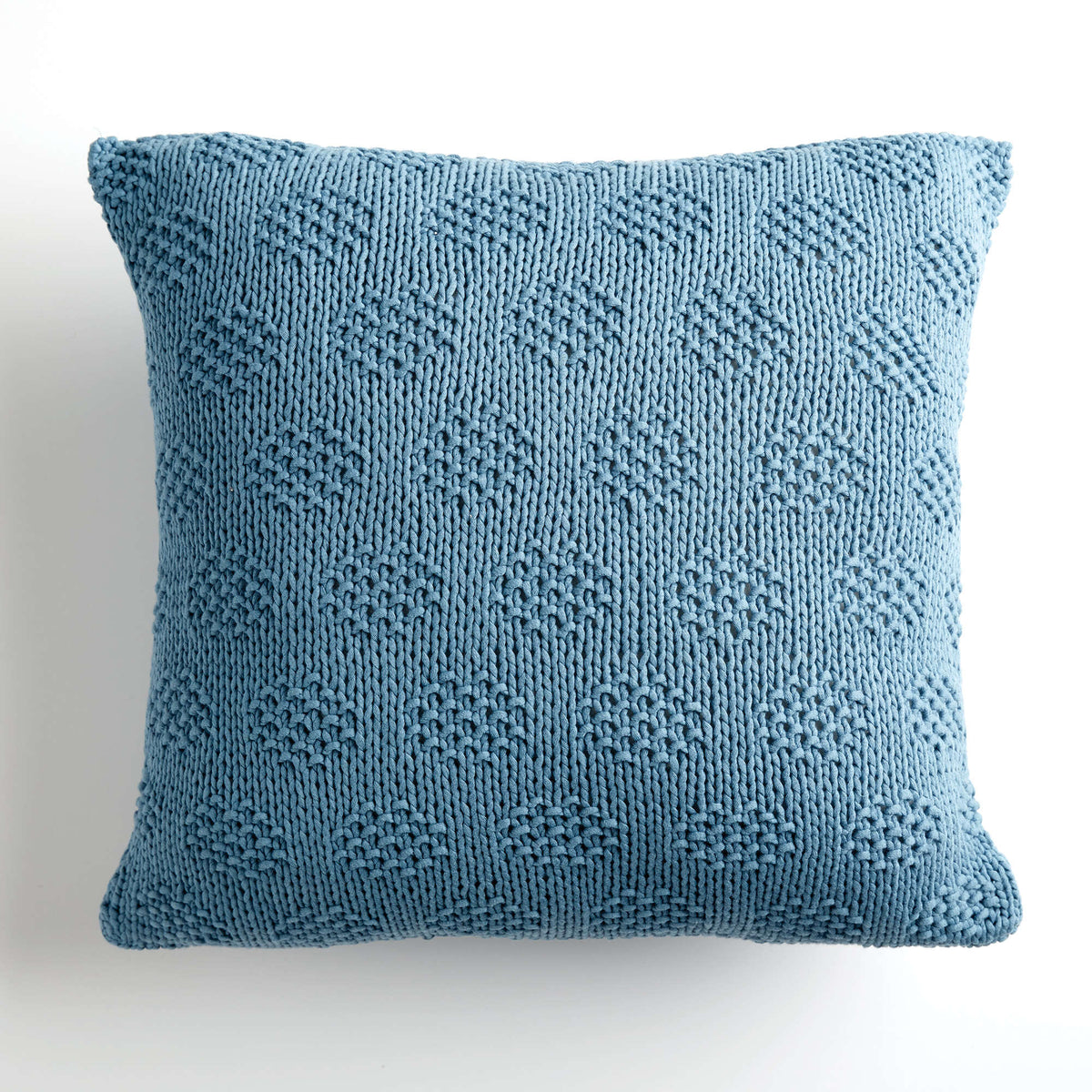 Knit Pillow made in Bernat Maker Home Dec yarn
