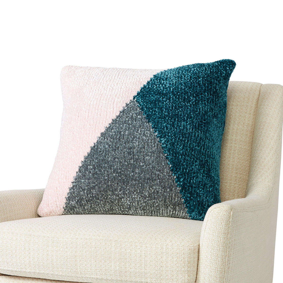 Knit Pillow made in Bernat Velvet yarn