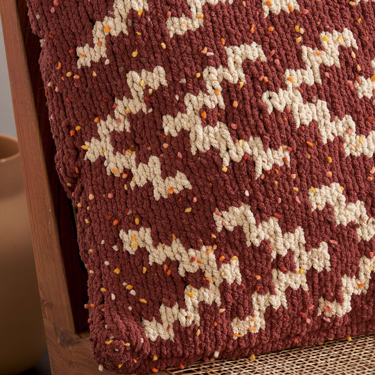 Knit Pillow made in Bernat Blanket Confetti yarn