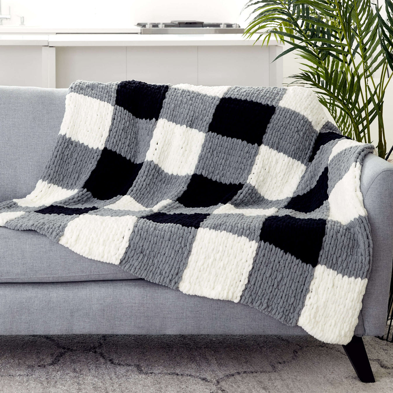 Free Experienced Bernat Alize EZ Checked Blanket Craft Pattern