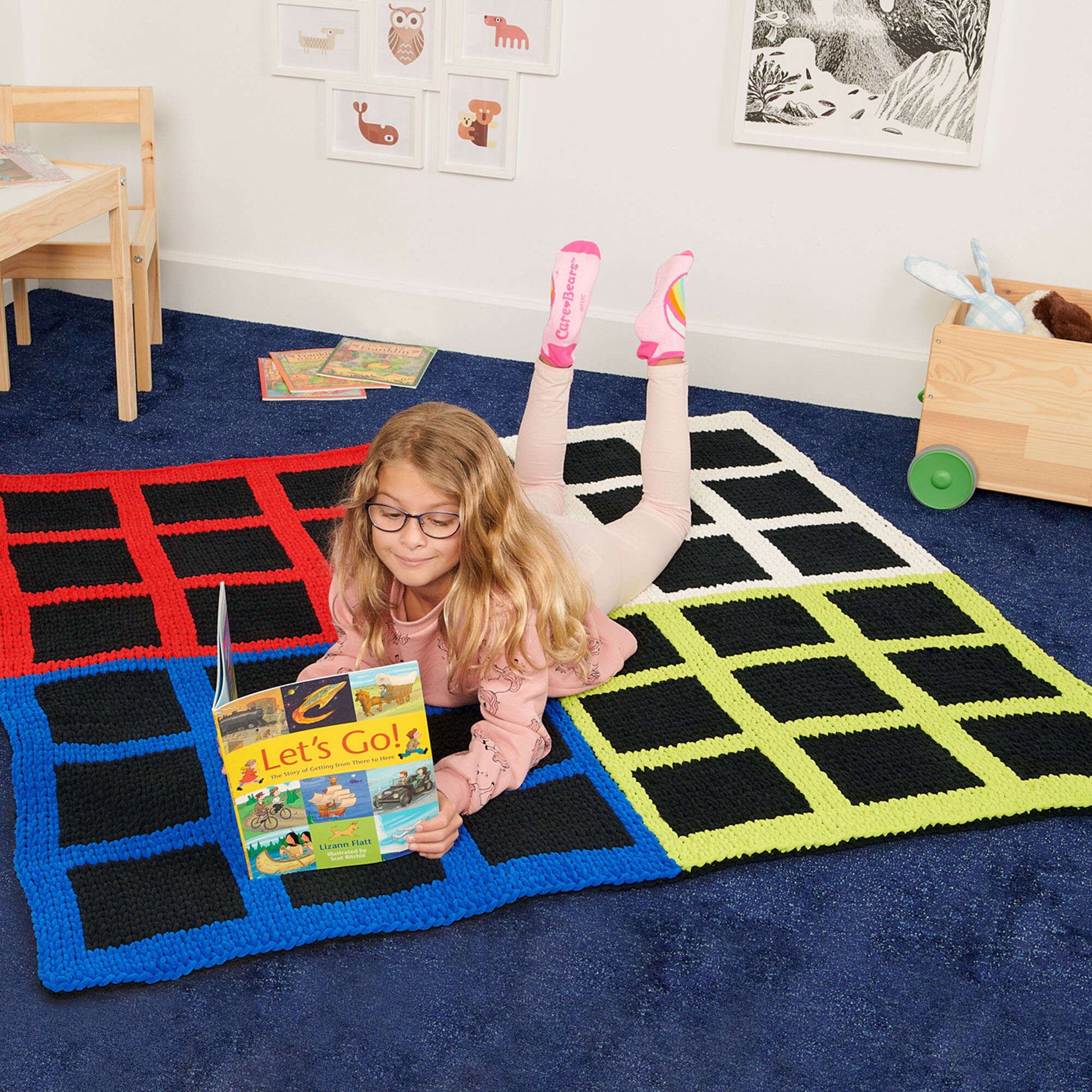 Bernat EZ Graph It Puzzle Cube Blanket Yarnspirations