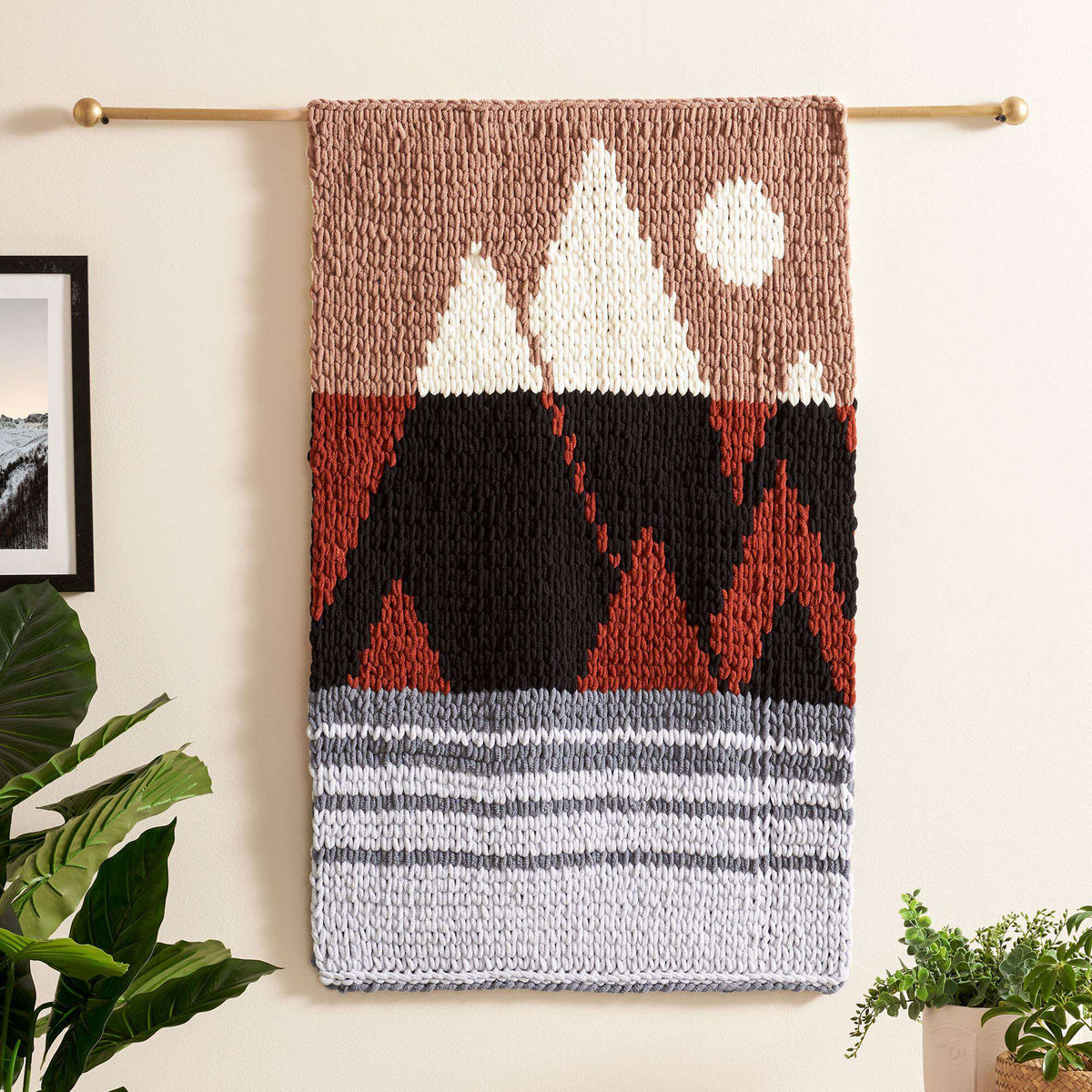 Craft Wall Hanging made in Bernat Alize Blanket EZ Graph It yarn