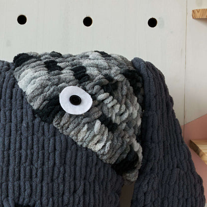 Bernat Alize Jonah's EZ Loop Dog Pillow Craft Craft Pillow made in Bernat Blanket-EZ yarn