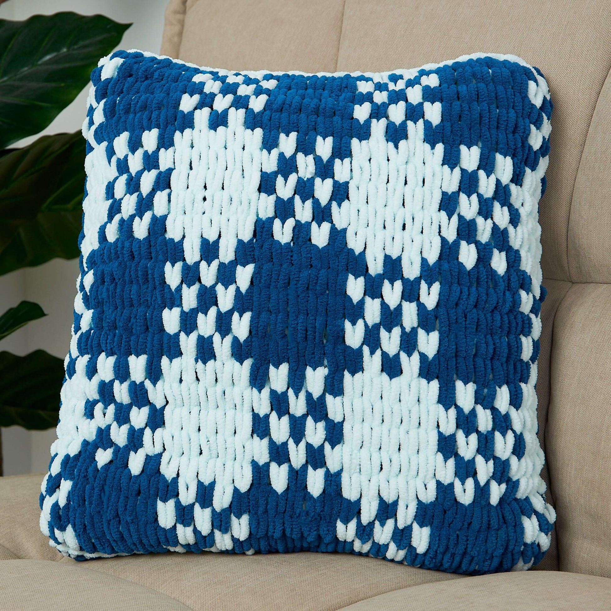 Free Bernat EZ Graph It Charming Check Pillow Craft Pattern