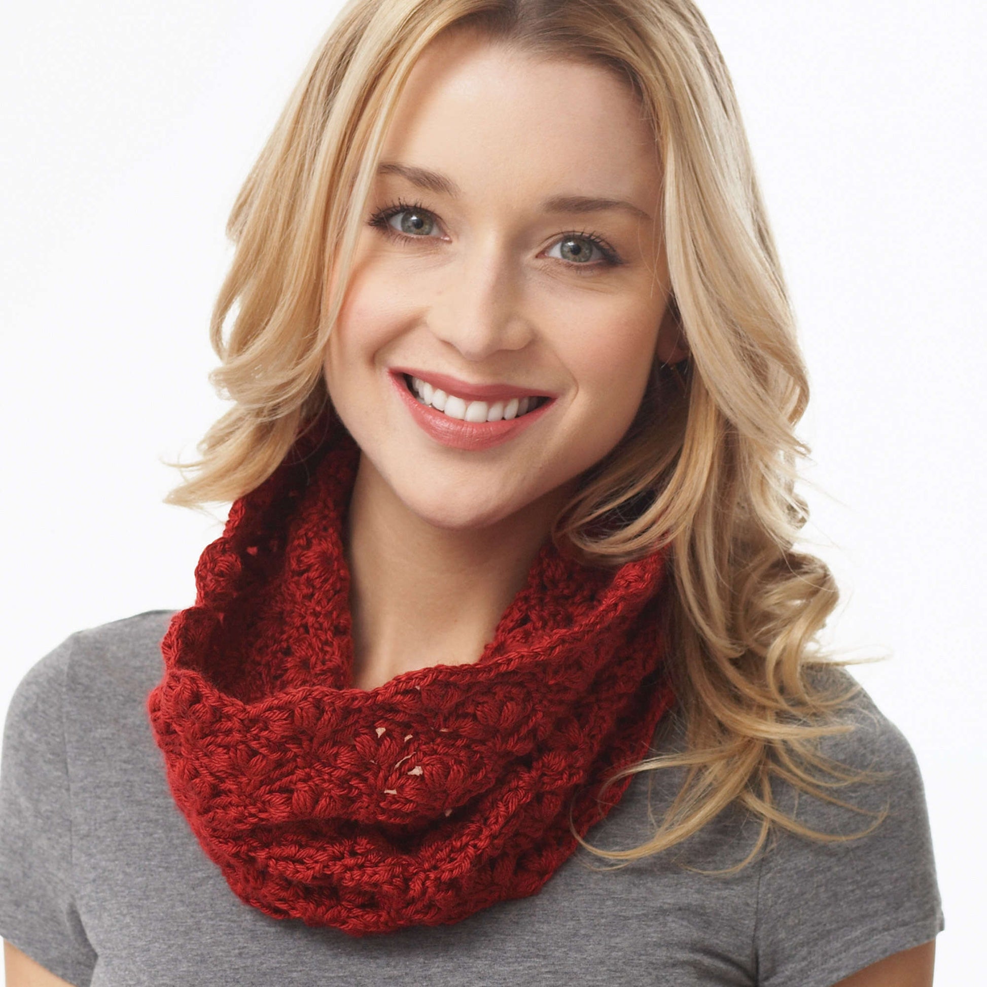 Free Caron Lacy Cluster Cowl Crochet Pattern