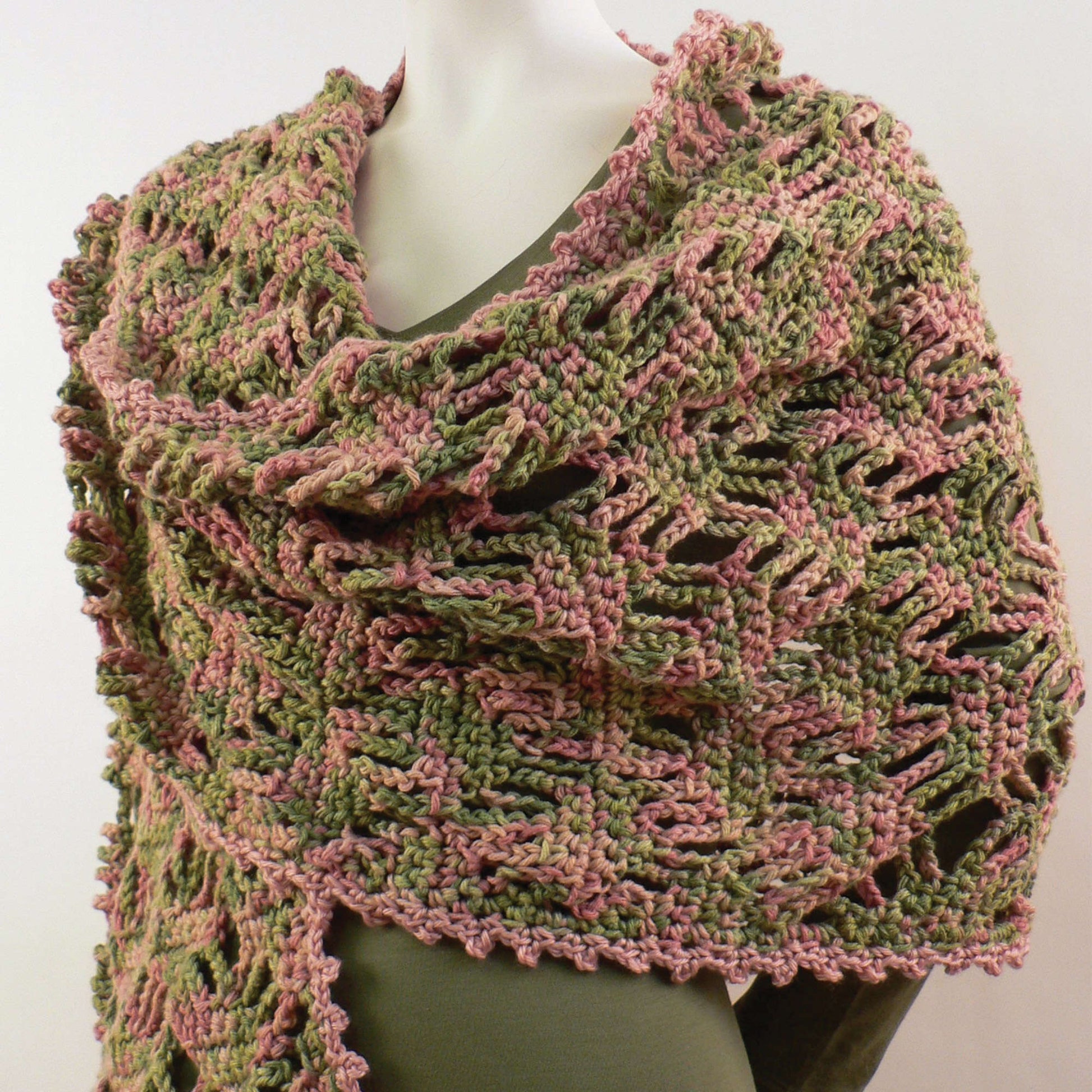 Free Caron Lattice Lace Wrap Crochet Pattern