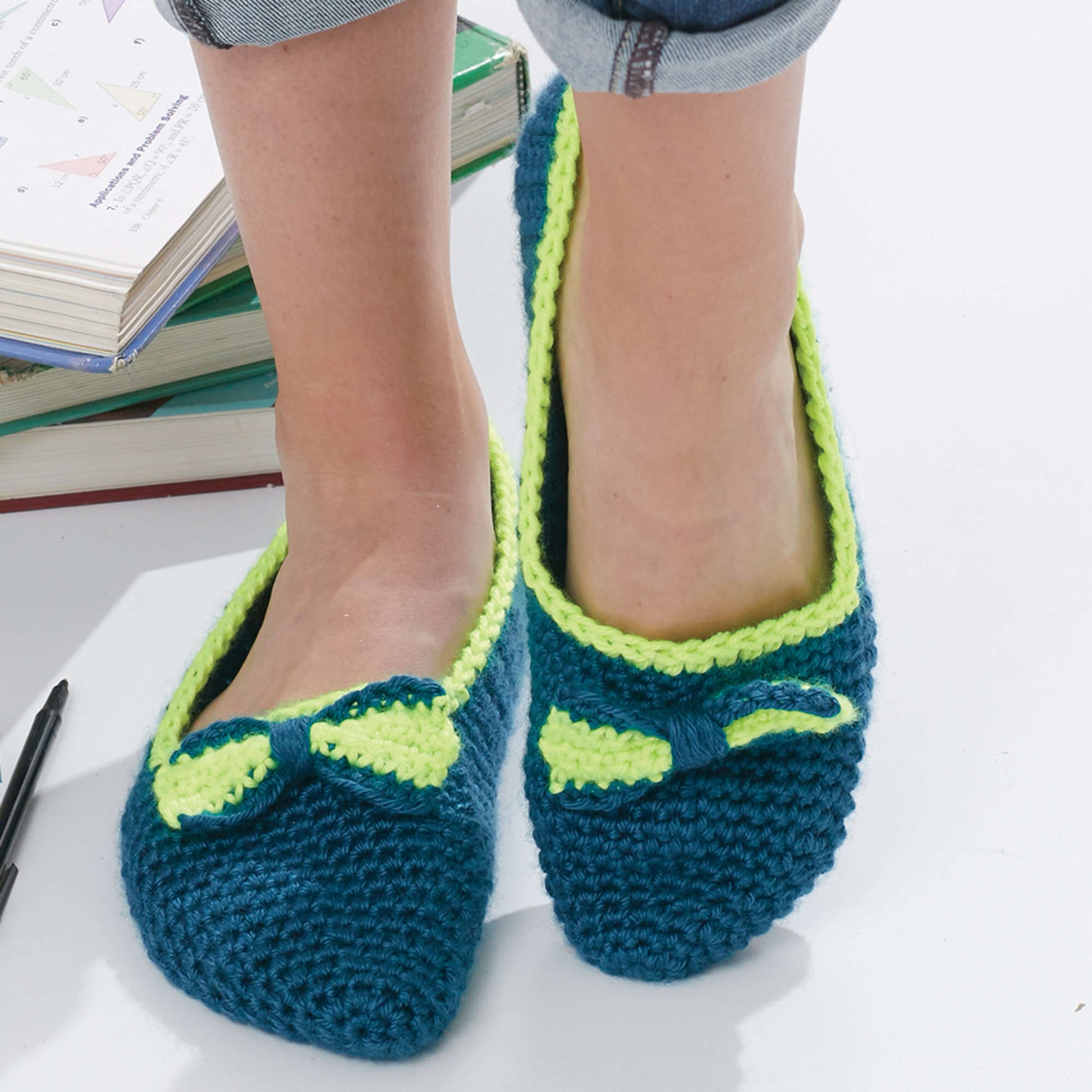 Free Caron Bow Tie Slippers Pattern