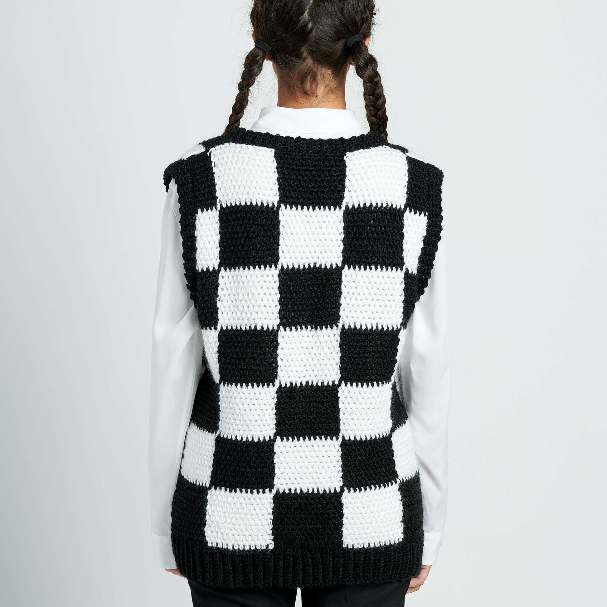 Caron Chessboard Crochet Vest L