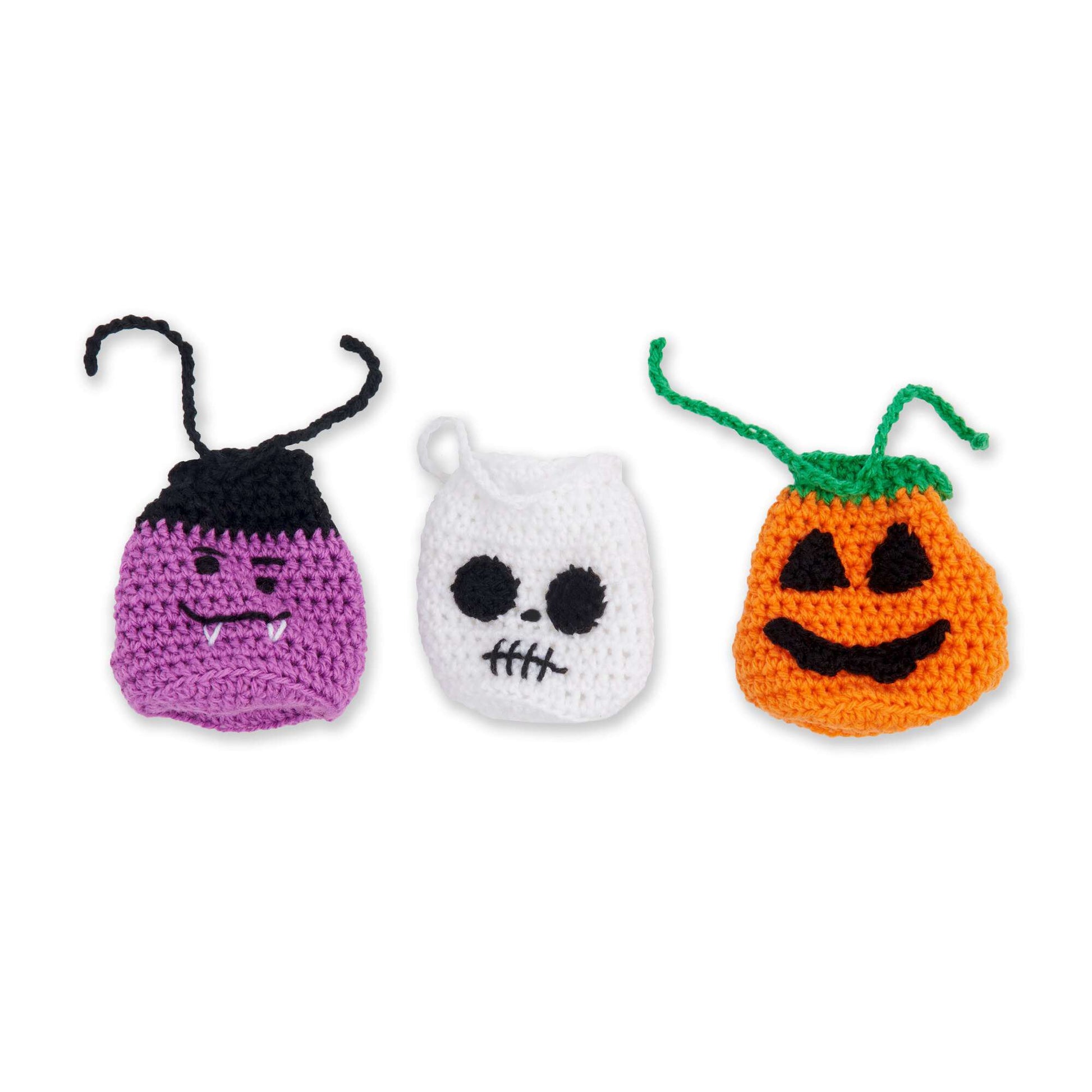 Free Caron Crochet Spooky Treat Bags Pattern
