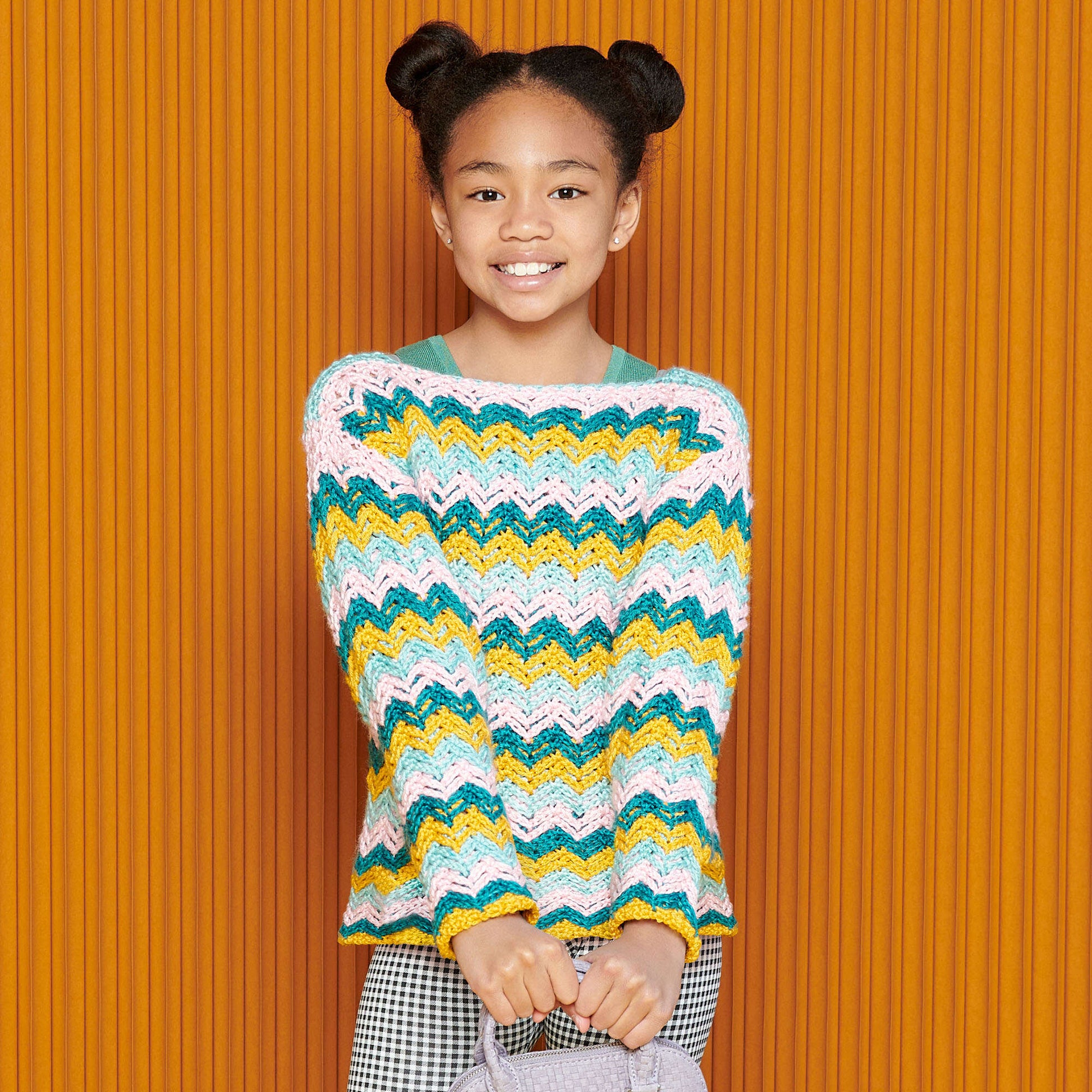 Free Caron Crochet Zig-zag Kid's pullover Pattern