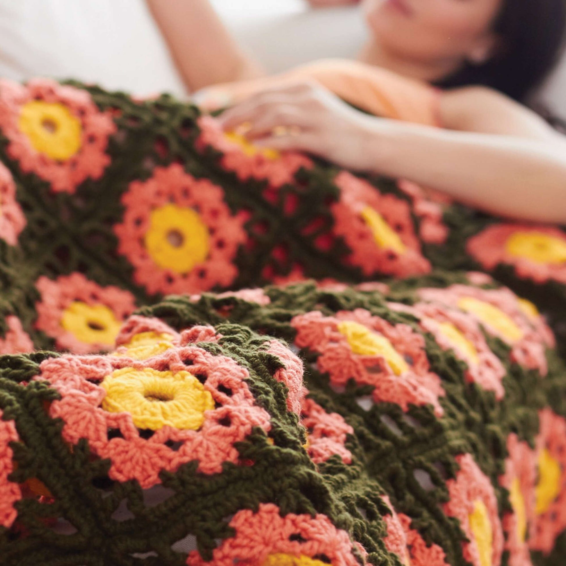 Free Caron Crochet Garden Flowers Throw Pattern