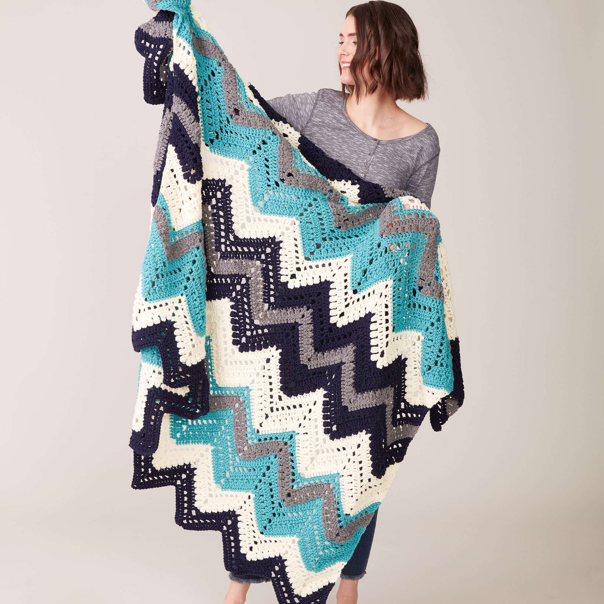 Free Caron Crochet Chevron Blanket Pattern