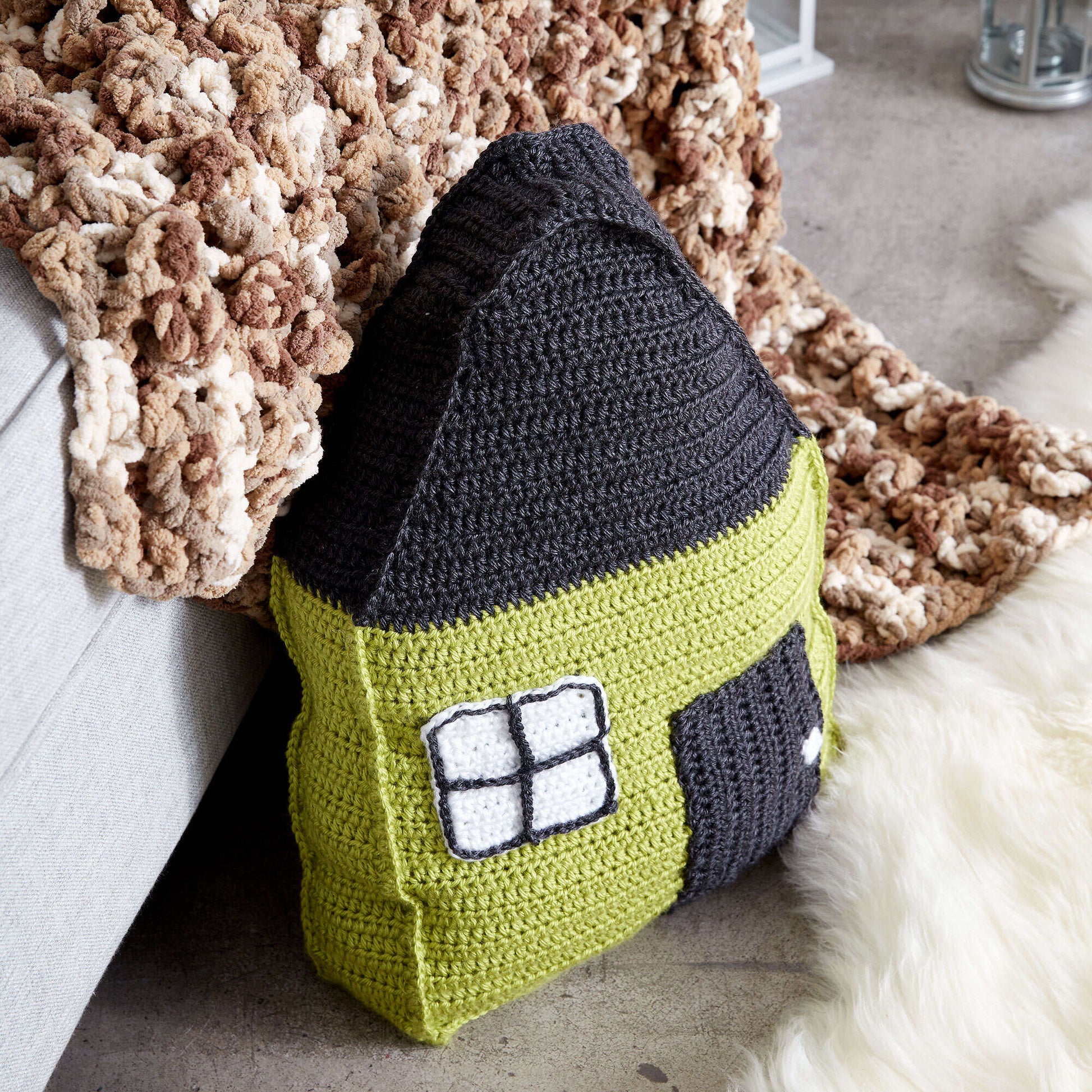 Caron Cozy Cottage Crochet Pillow Chatreuse