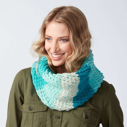 Caron Diagonal Stitch Knit Cowl Single Size
