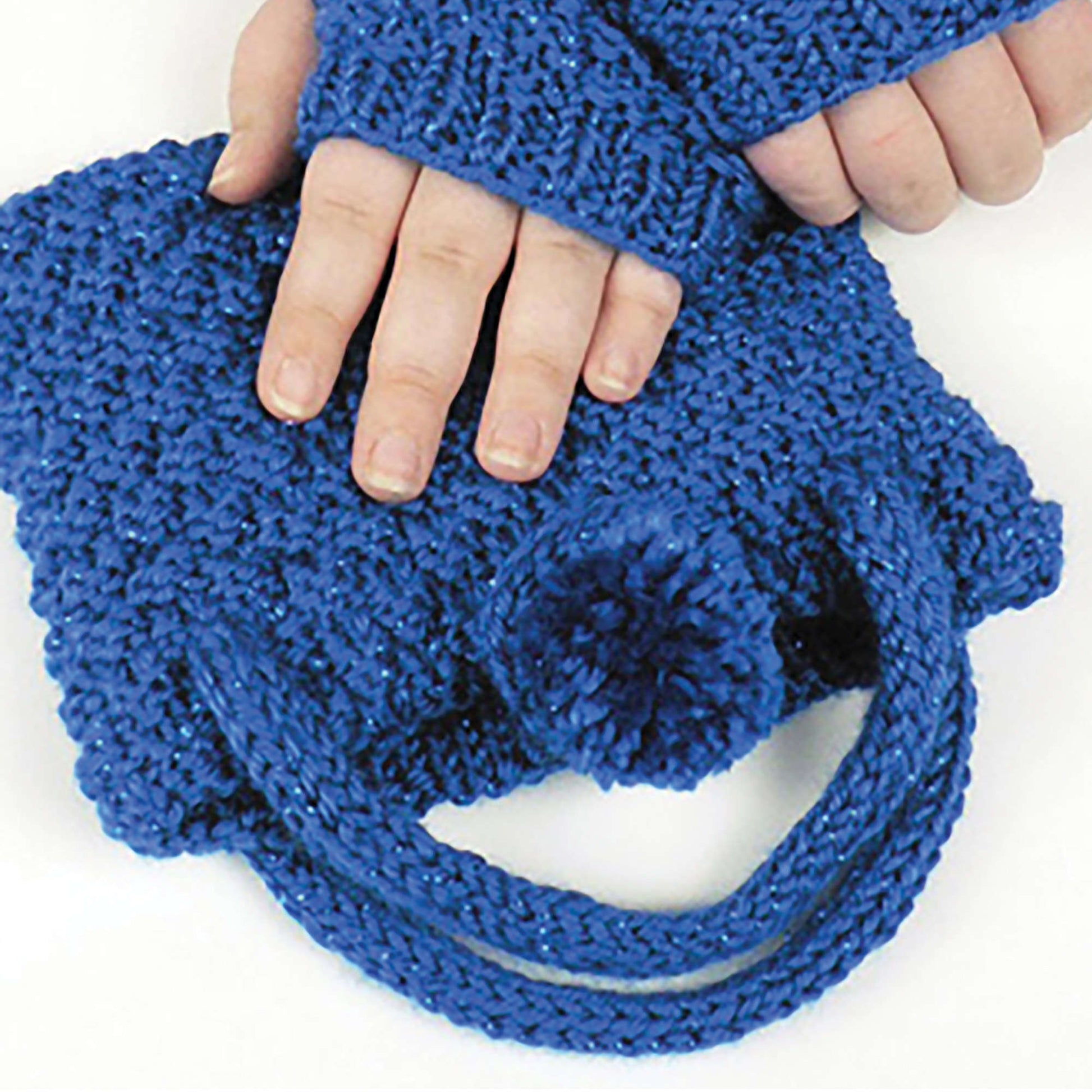 Free Caron Girl's Wristlet & Purse Set Knit Pattern