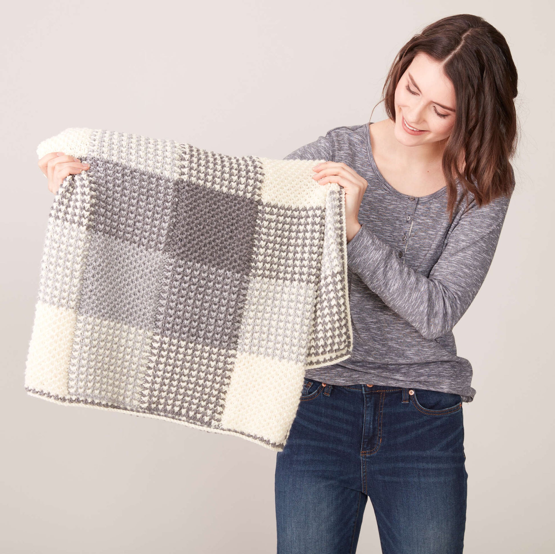 Free Caron Knit Gingham Panels Blanket Pattern