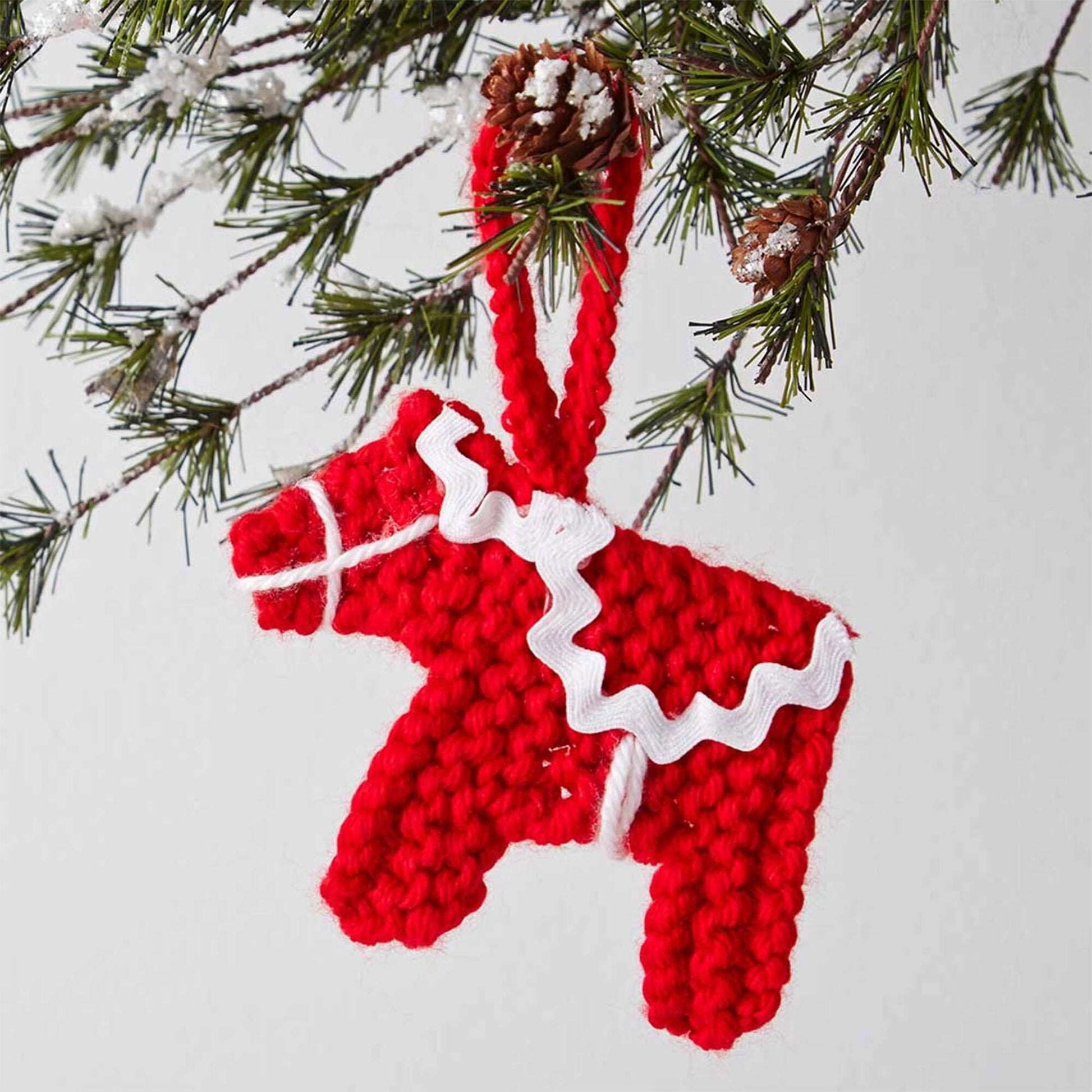 Free Caron Dala Horse Ornament Knit Pattern