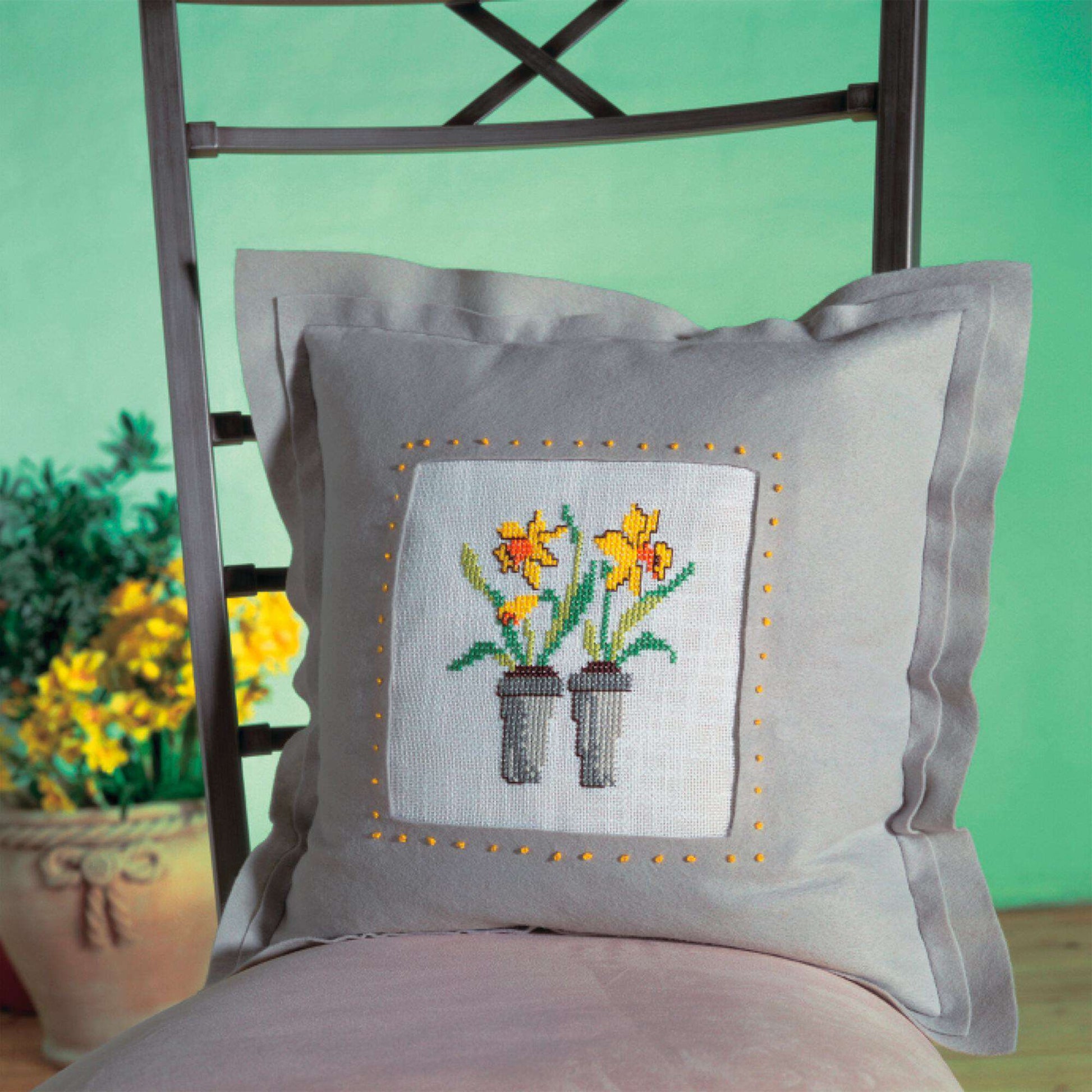 Free Coats & Clark Touch Of Spring Embroidery Pattern