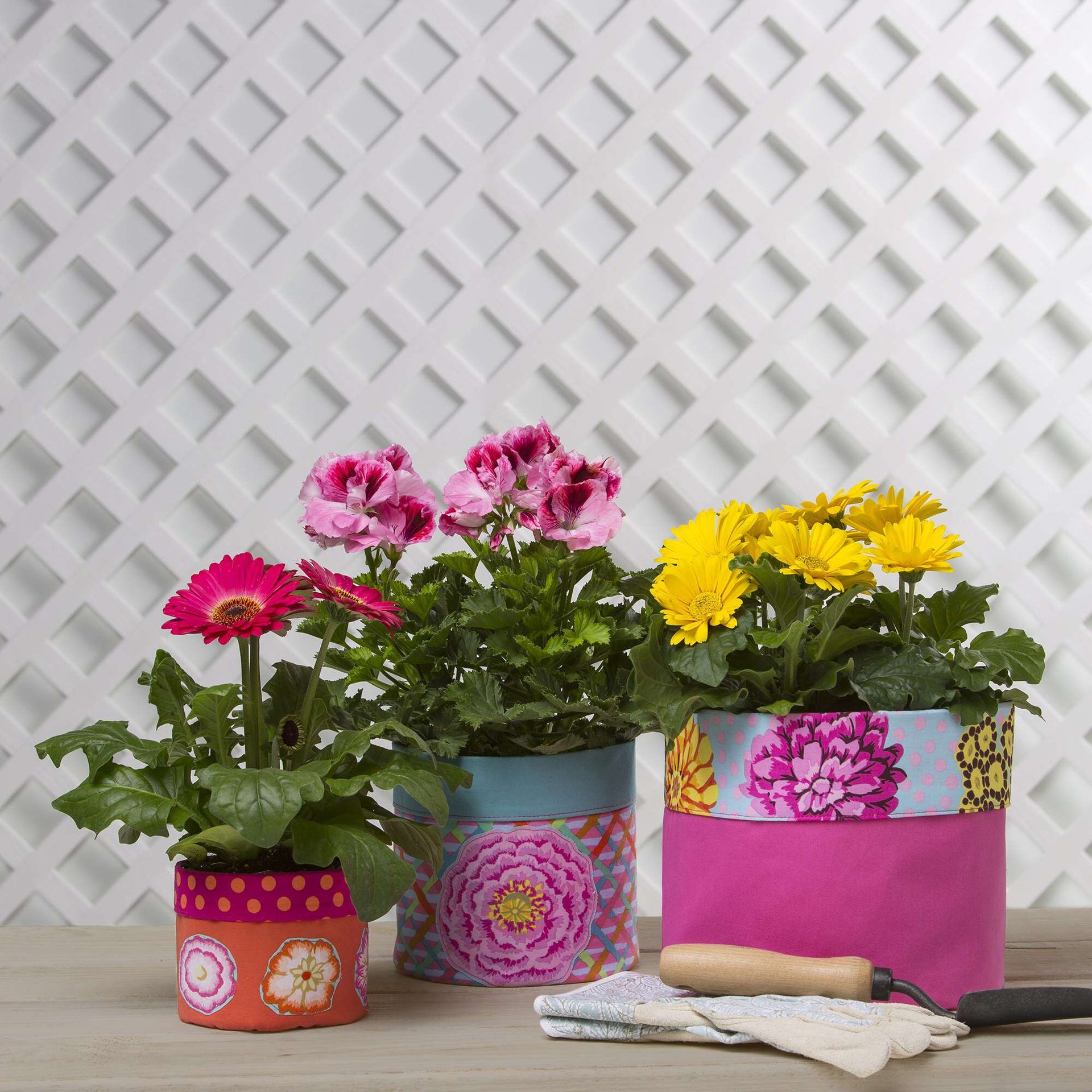 fabric plant pot covers pattern Free Easy Coats & Clark Flower Pot Covers Sewing Pattern