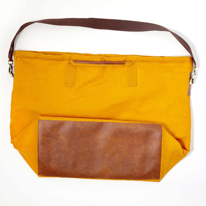Coats & Clark Sewing Waxed Canvas Travelling Bag Single Size