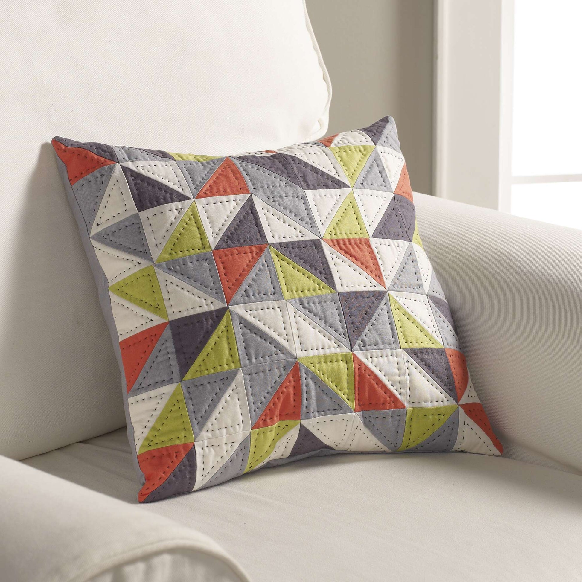 Free Coats & Clark Sewing Spinning Arrows Pillow Pattern