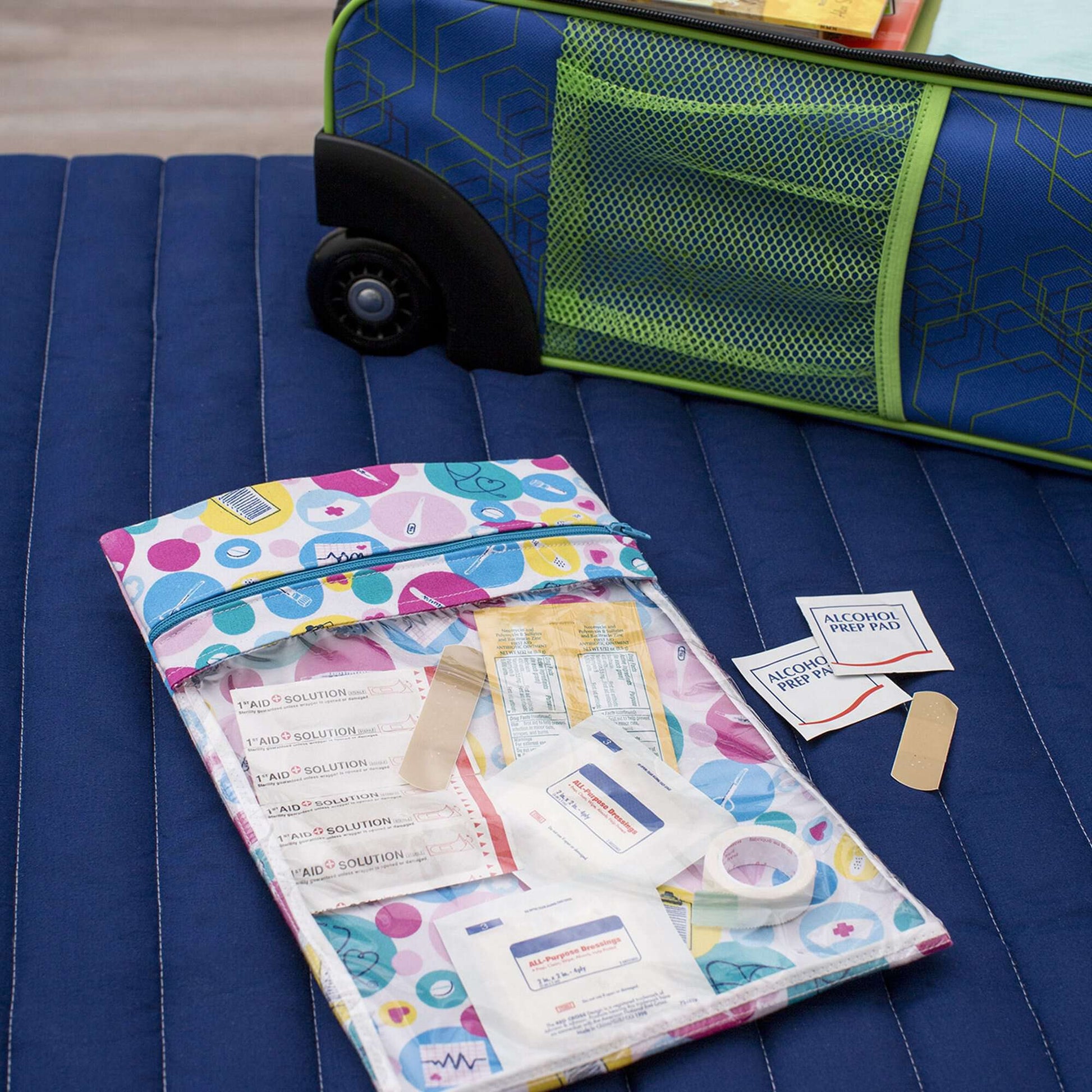 Free Easy Coats & Clark First-aid on the Spot Sewing Pattern ...