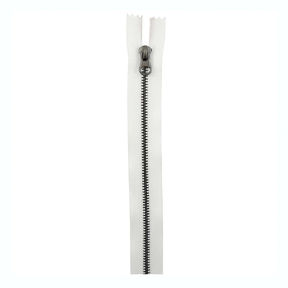 Coats & Clark Closed End Zippers 9" / White