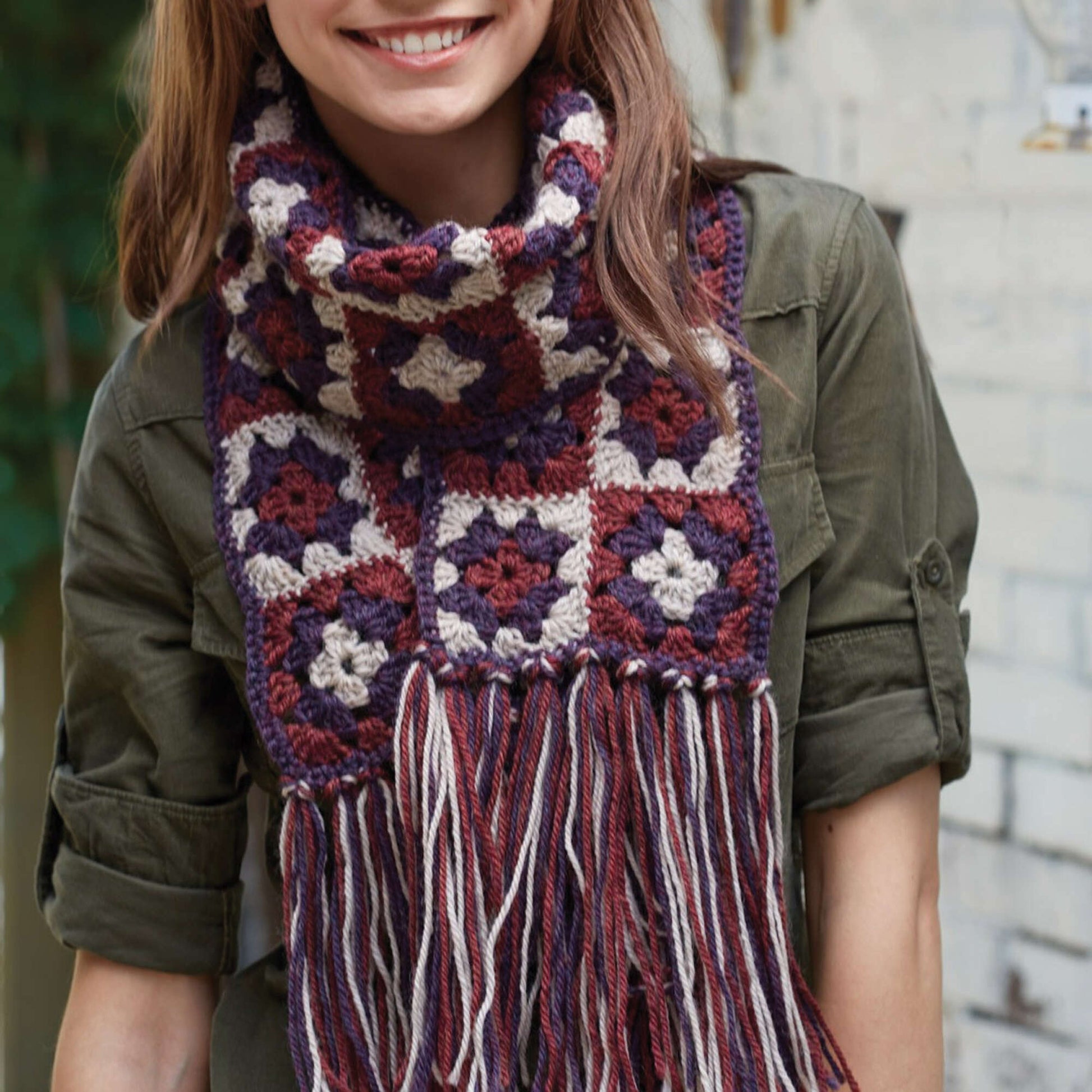 Free Patons Granny Square Scarf Crochet Pattern