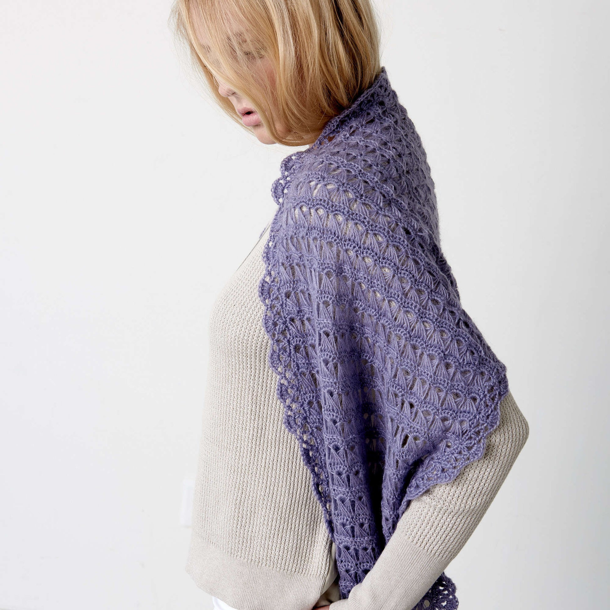 Free Patons Broomstick Lace Wrap Crochet Pattern