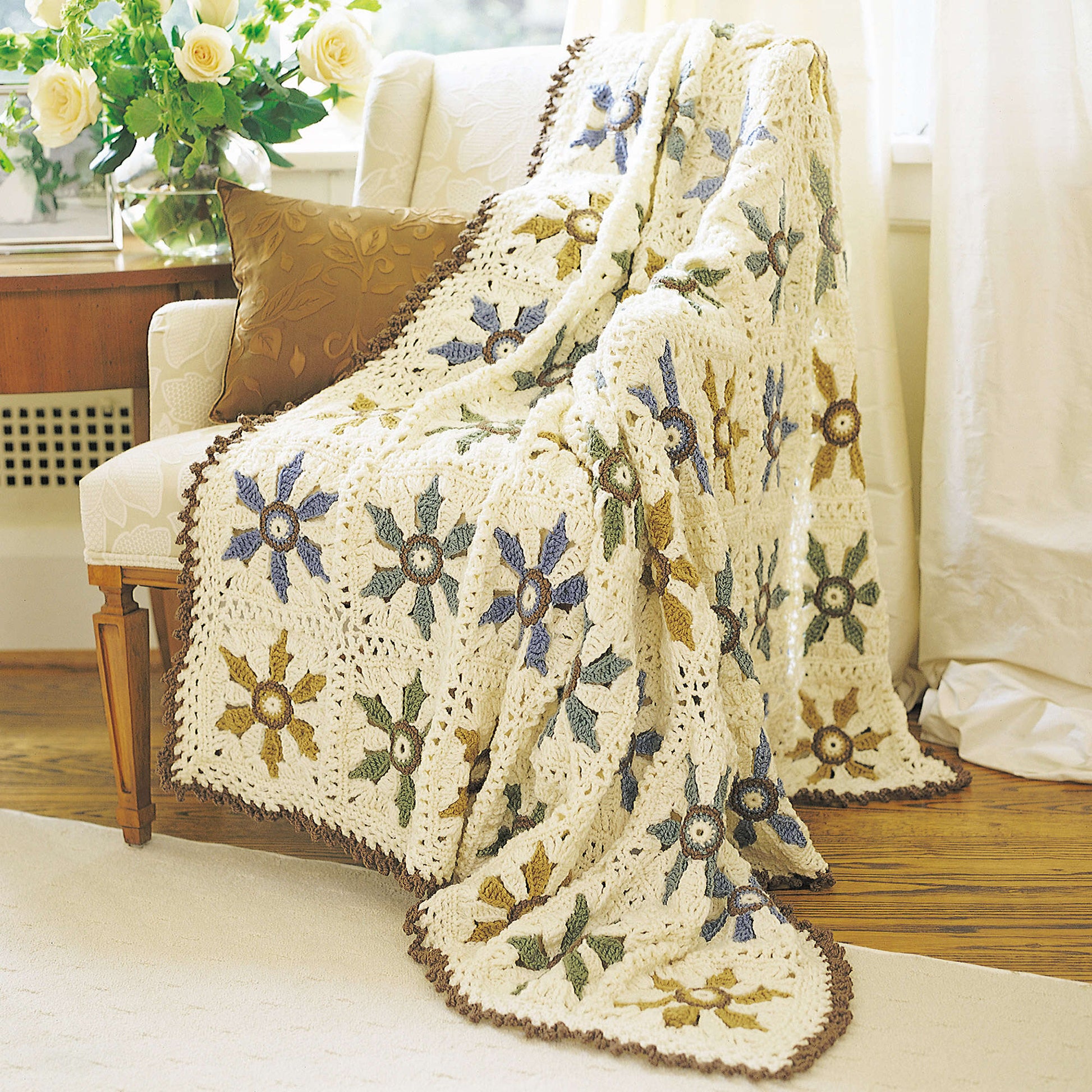 Free Patons Elegant Floral Afghan Crochet Pattern
